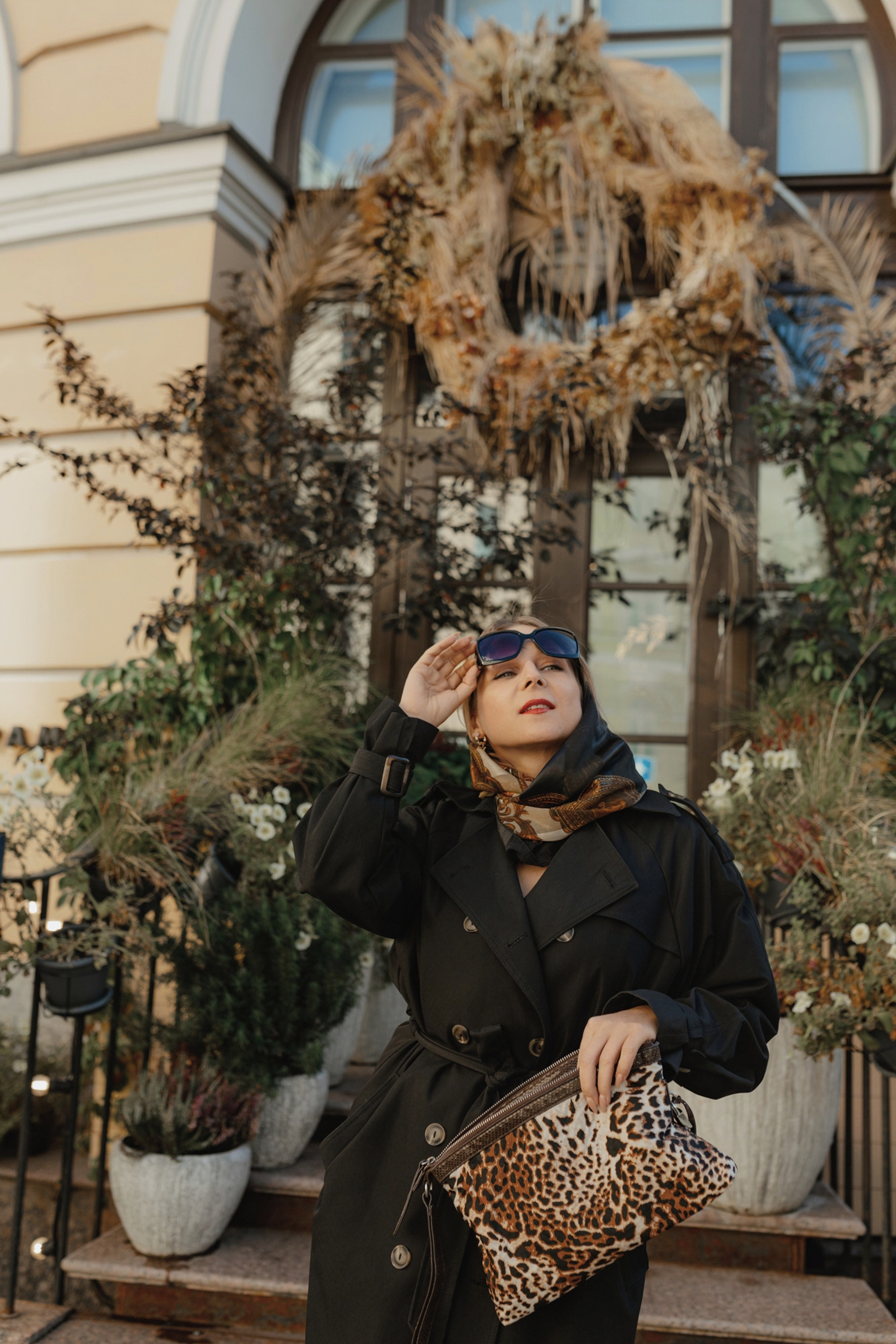 женский портрет осенью в городе спб