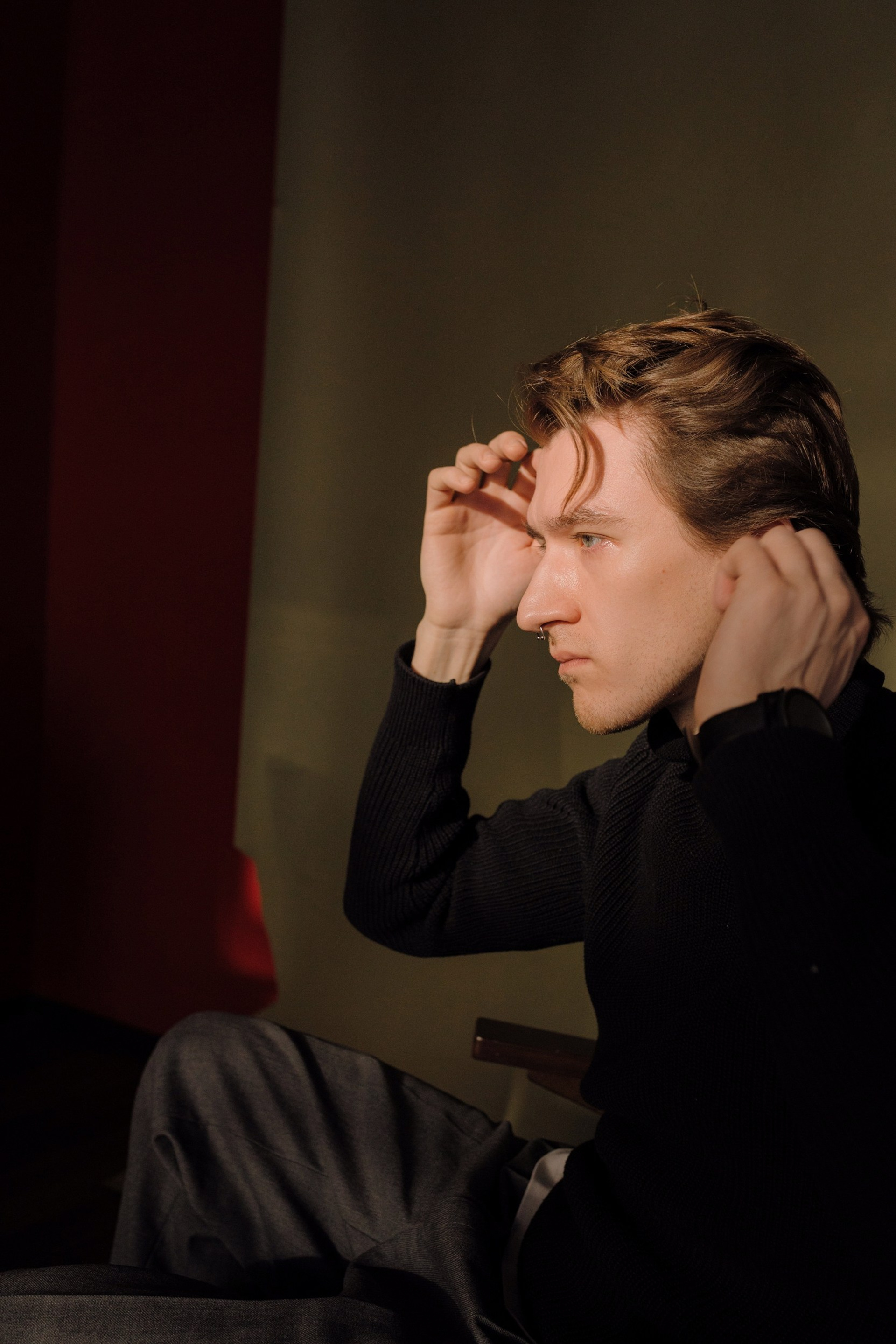 мужской портрет в фотостудии