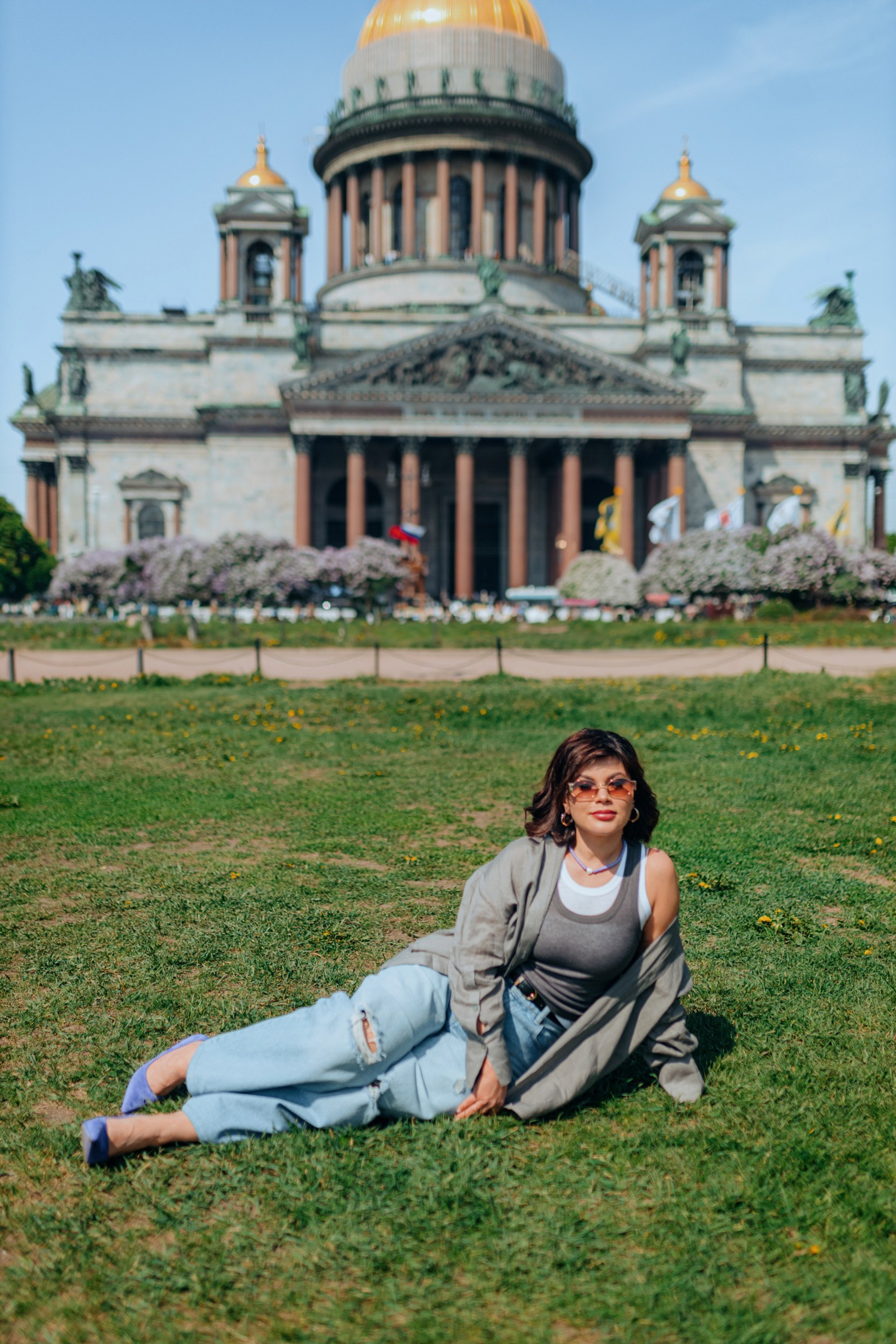 летний lifestyle портрет в городе