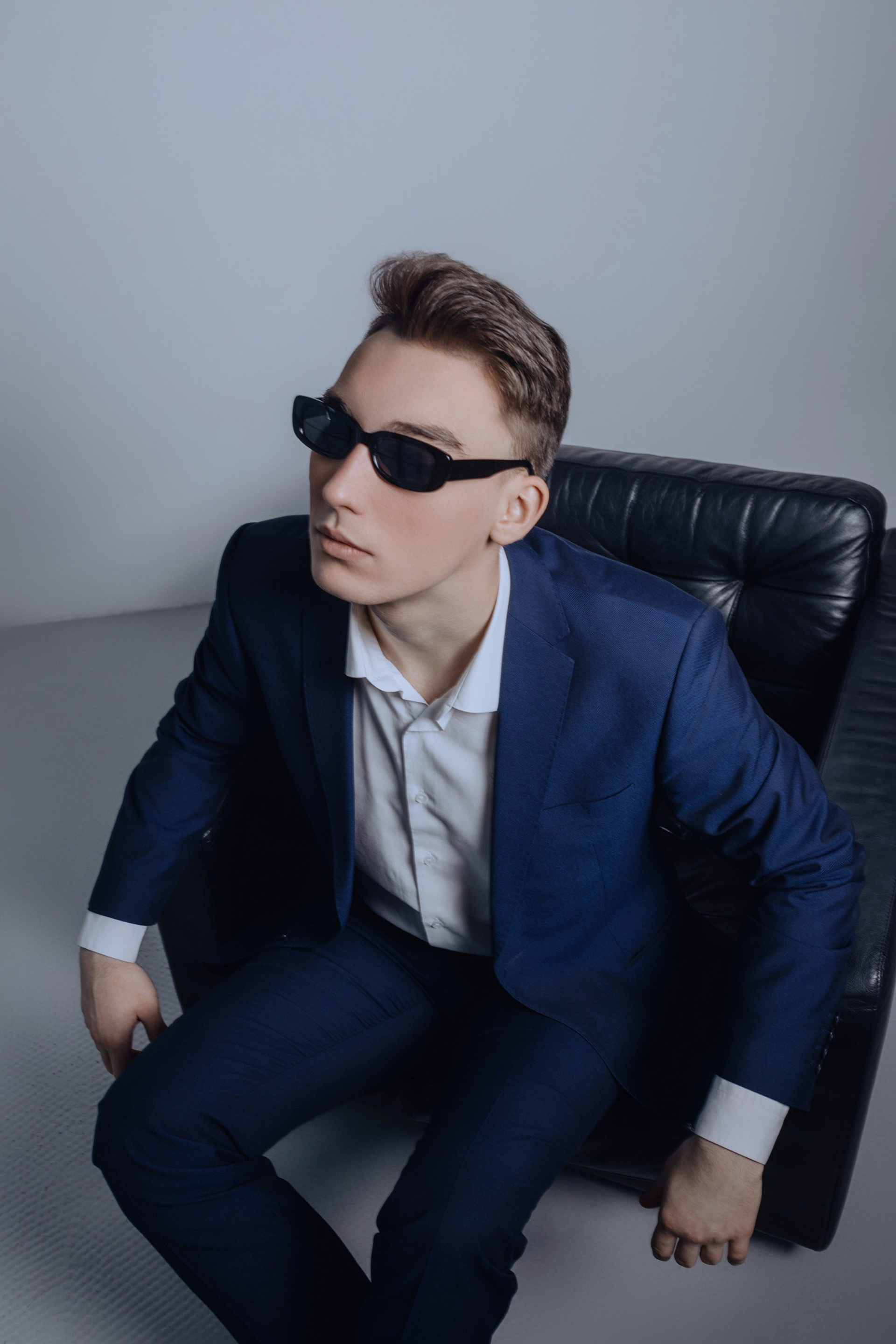 Portrait photographer, wedding photographer, studio photographer, love story photo shoot, concert photographer, reportage photographer, commercial photographer, fashion photographer, worldwide photographer, subject photographer