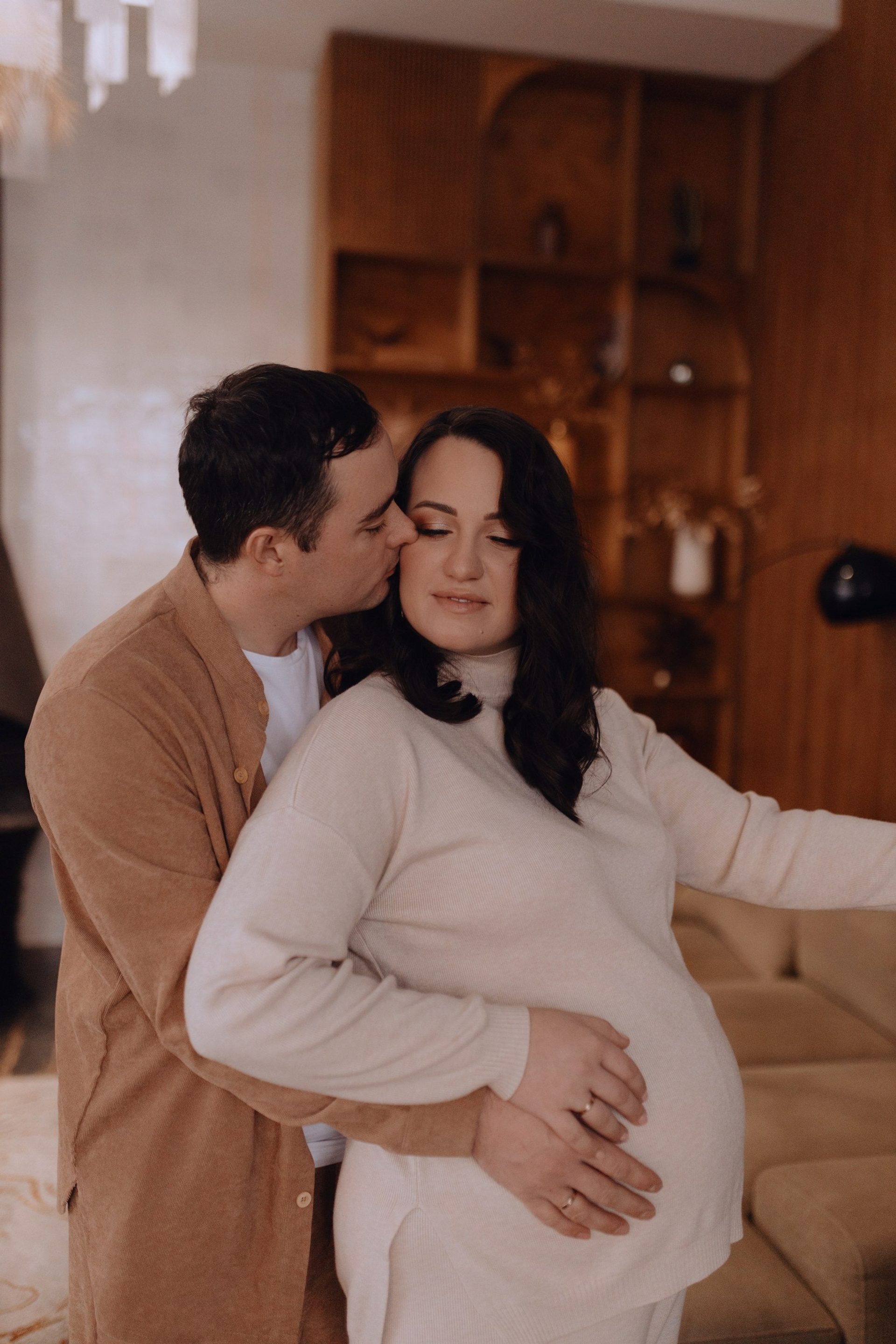 фотосессия семьи с детьми в минималистичном стиле