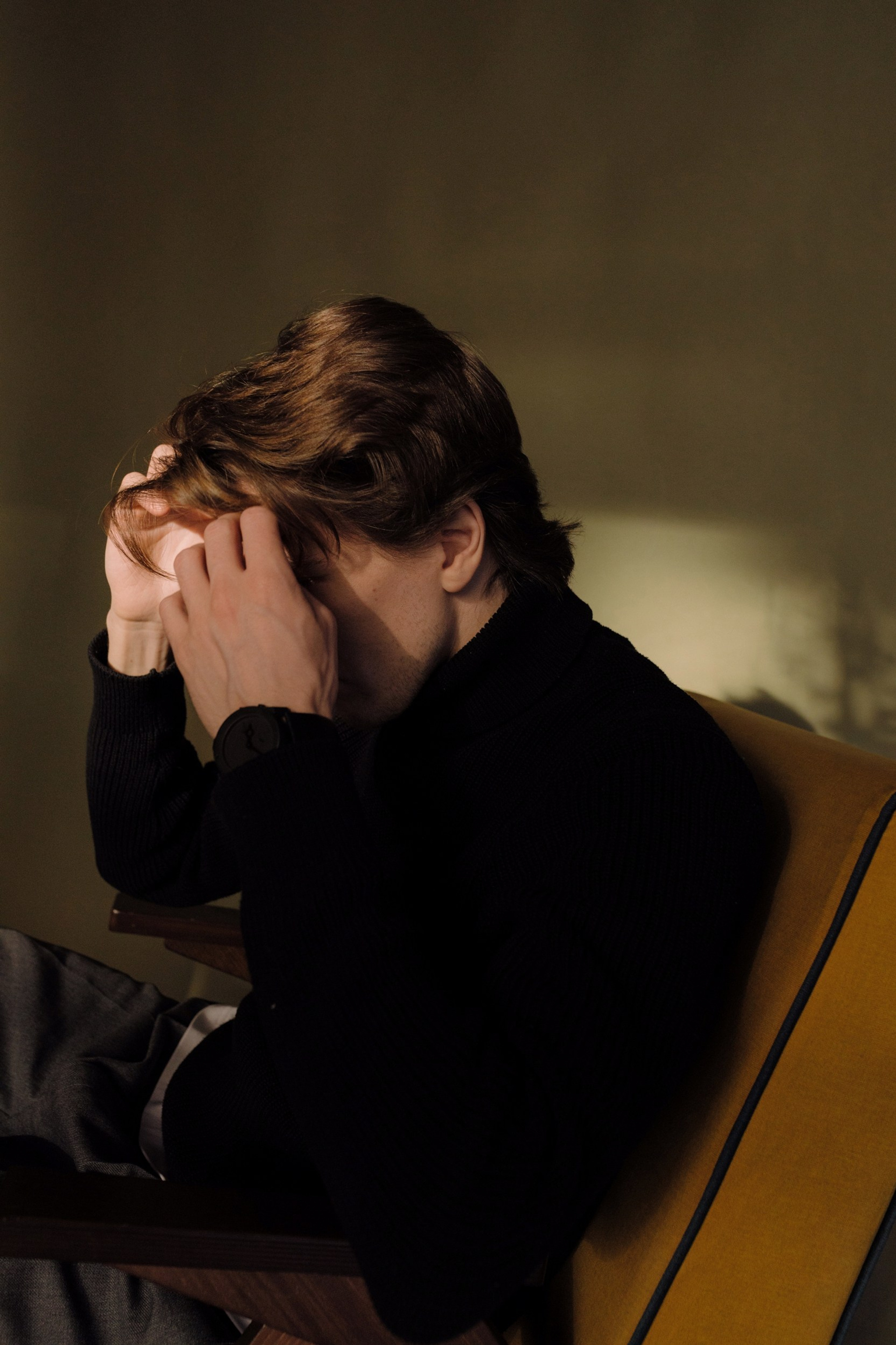 студийный мужской портрет