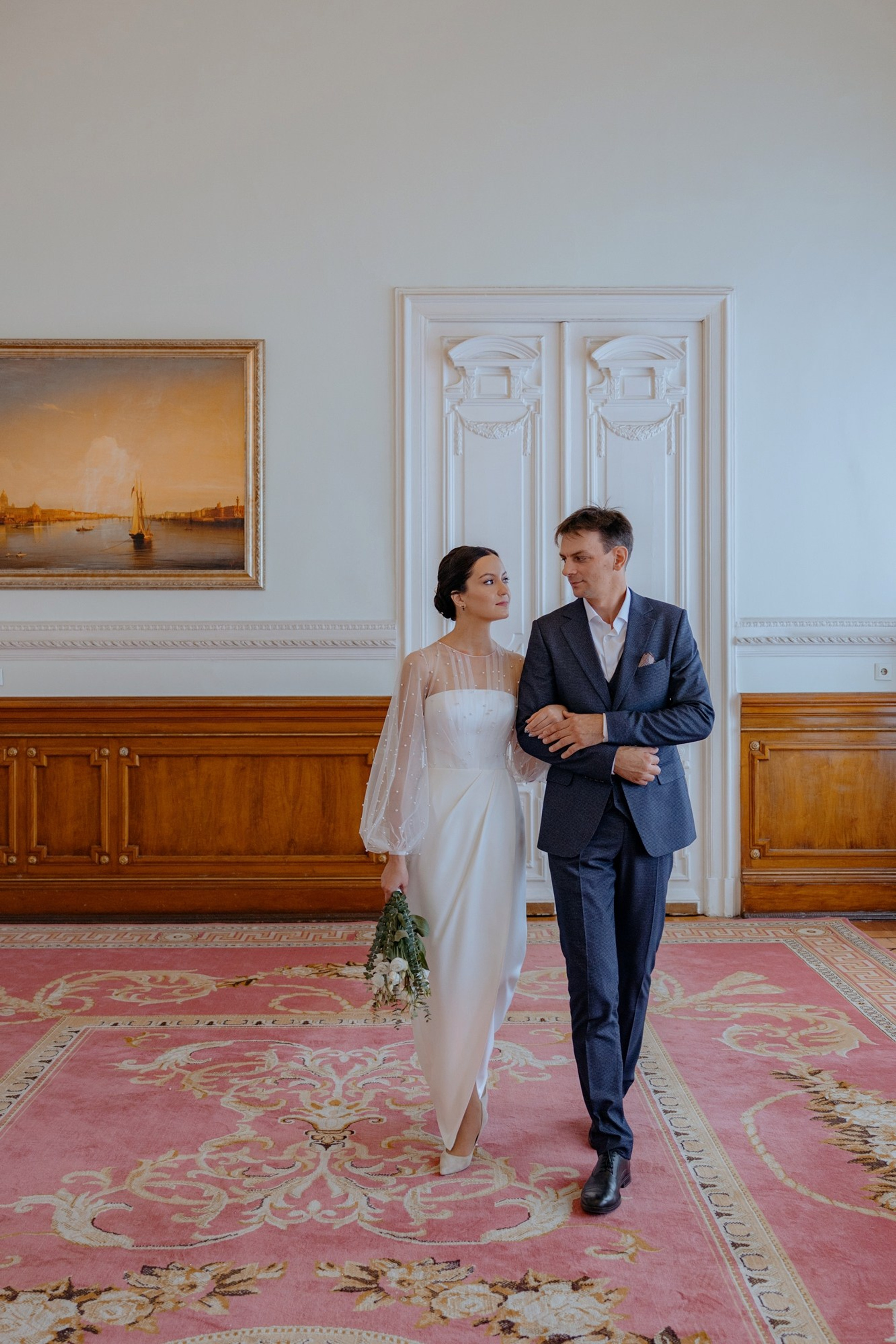 фотосъёмка свадьбы в загсе на английской набережной