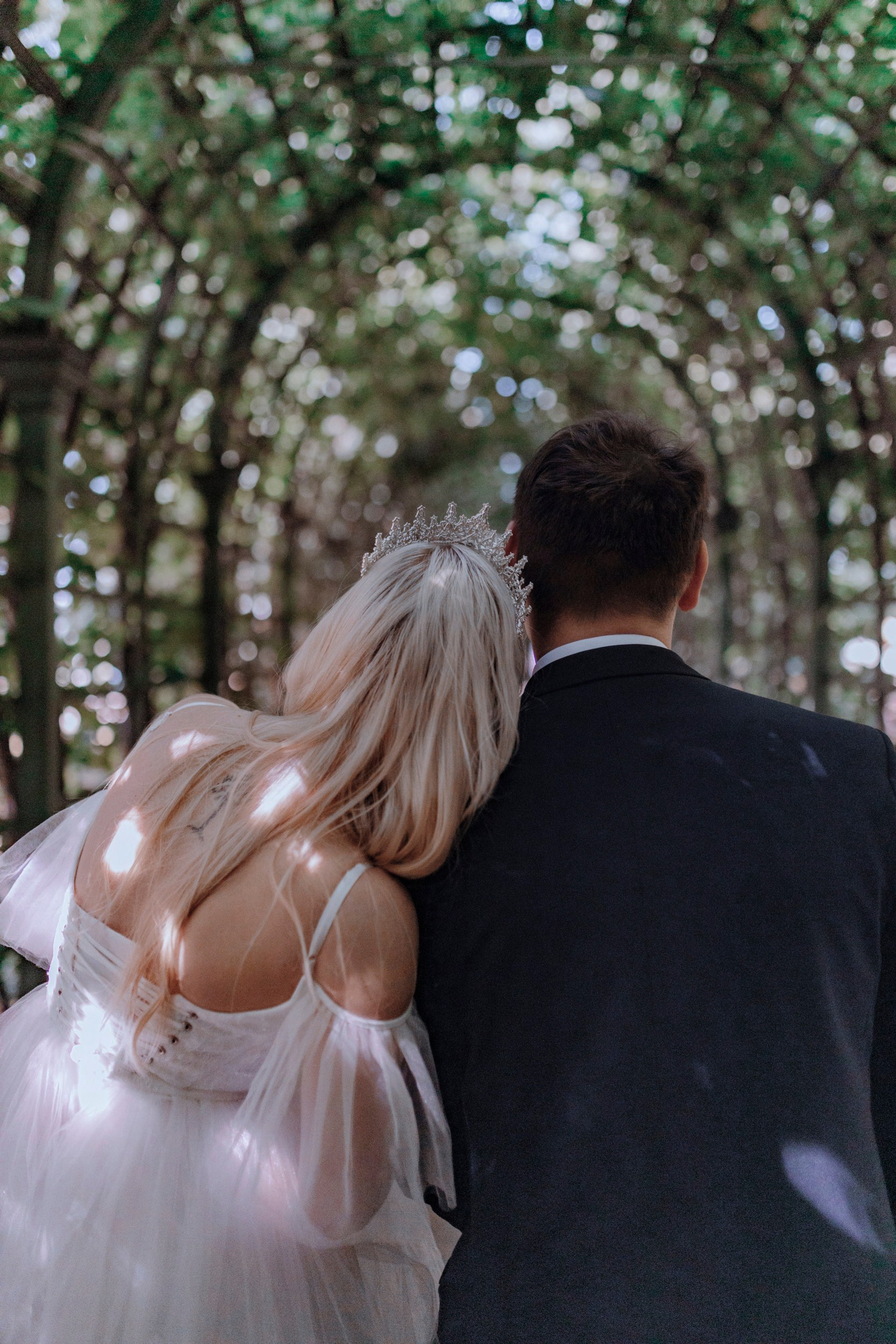 свадебная фотосъёмка в историческом саду спб