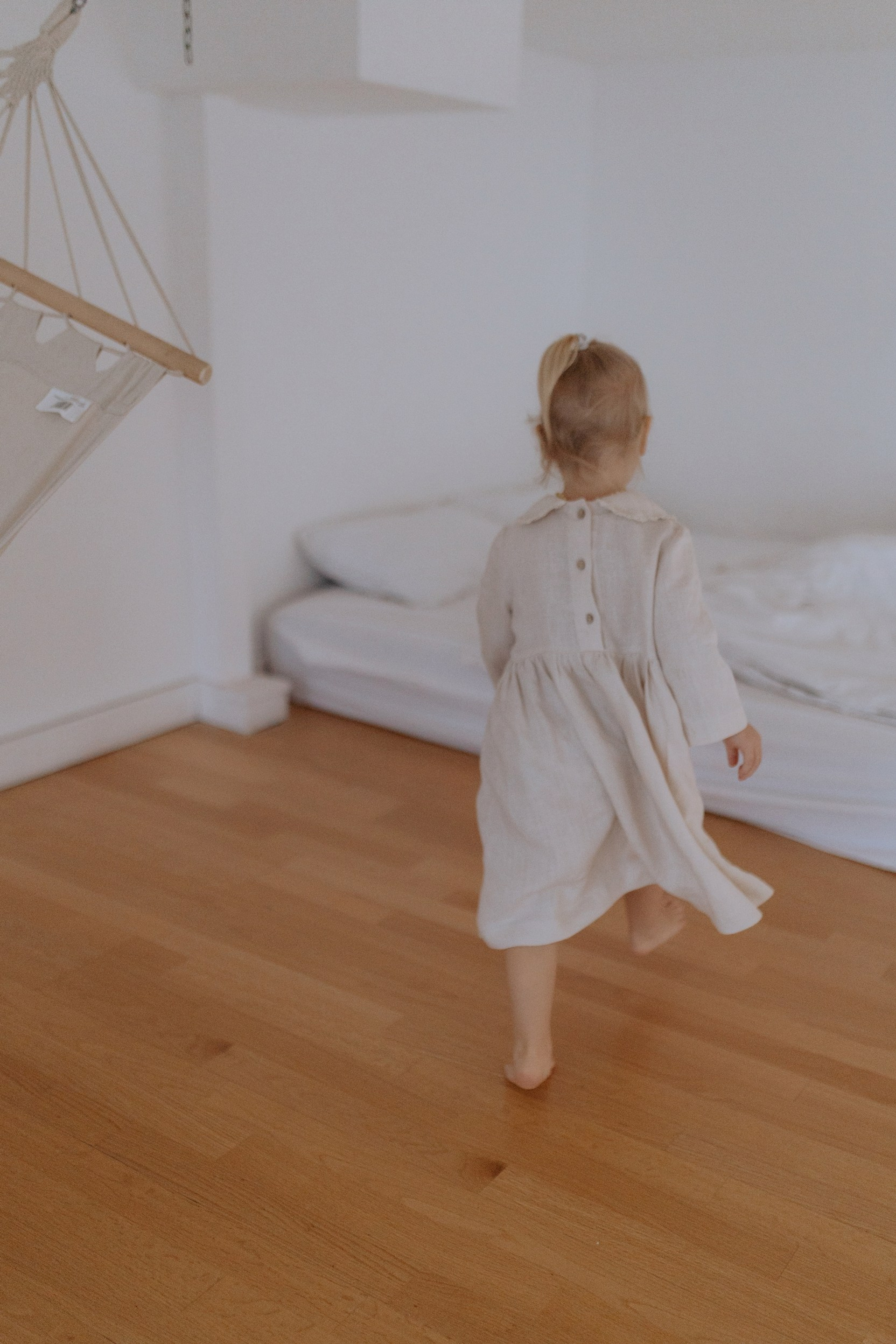 фотосъёмка семьи с детьми в мягкой эстетике