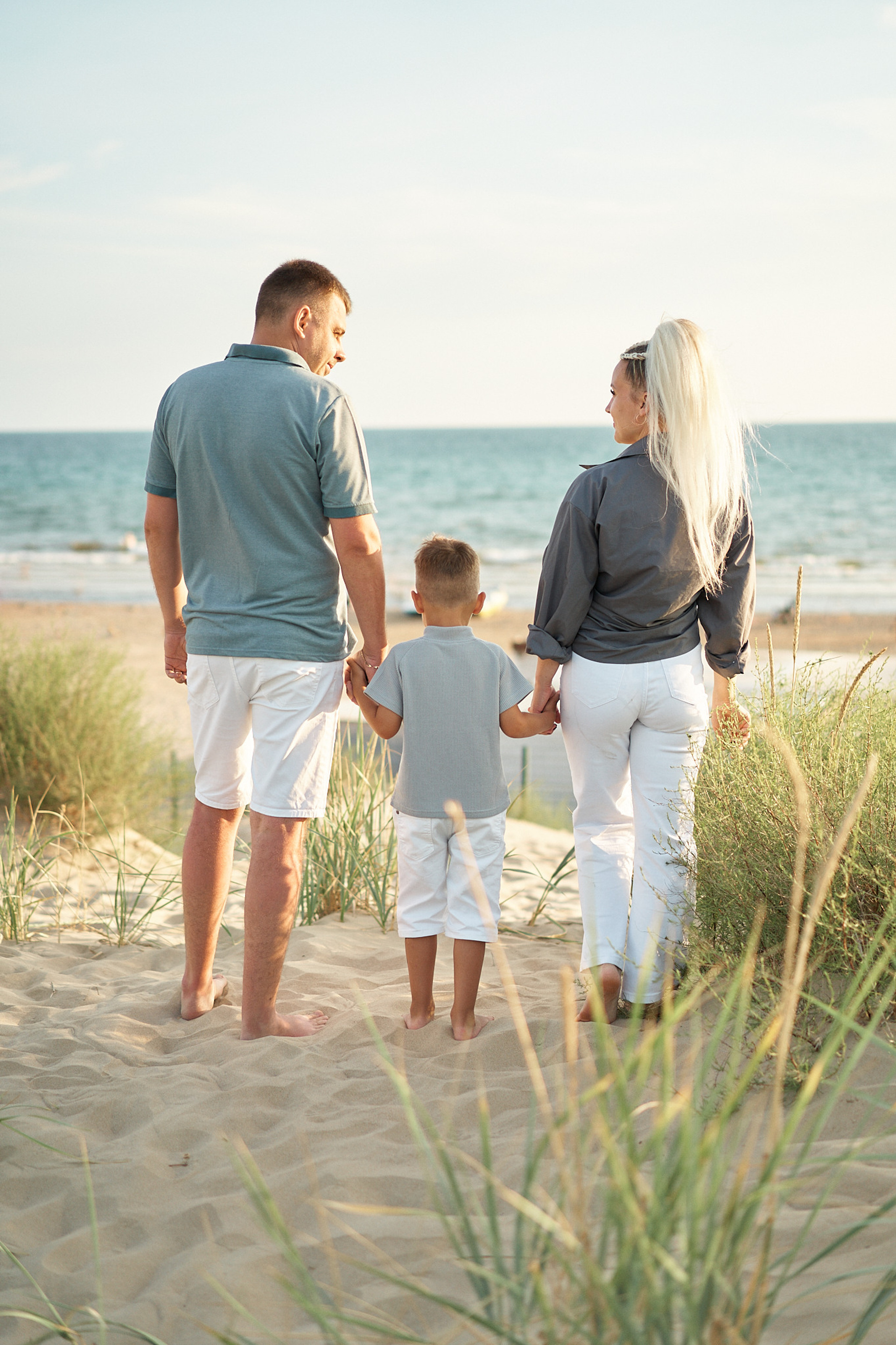 Дима, Маша и Максик: Охотское море. Фотограф в Анапе Надежда Соловьёва