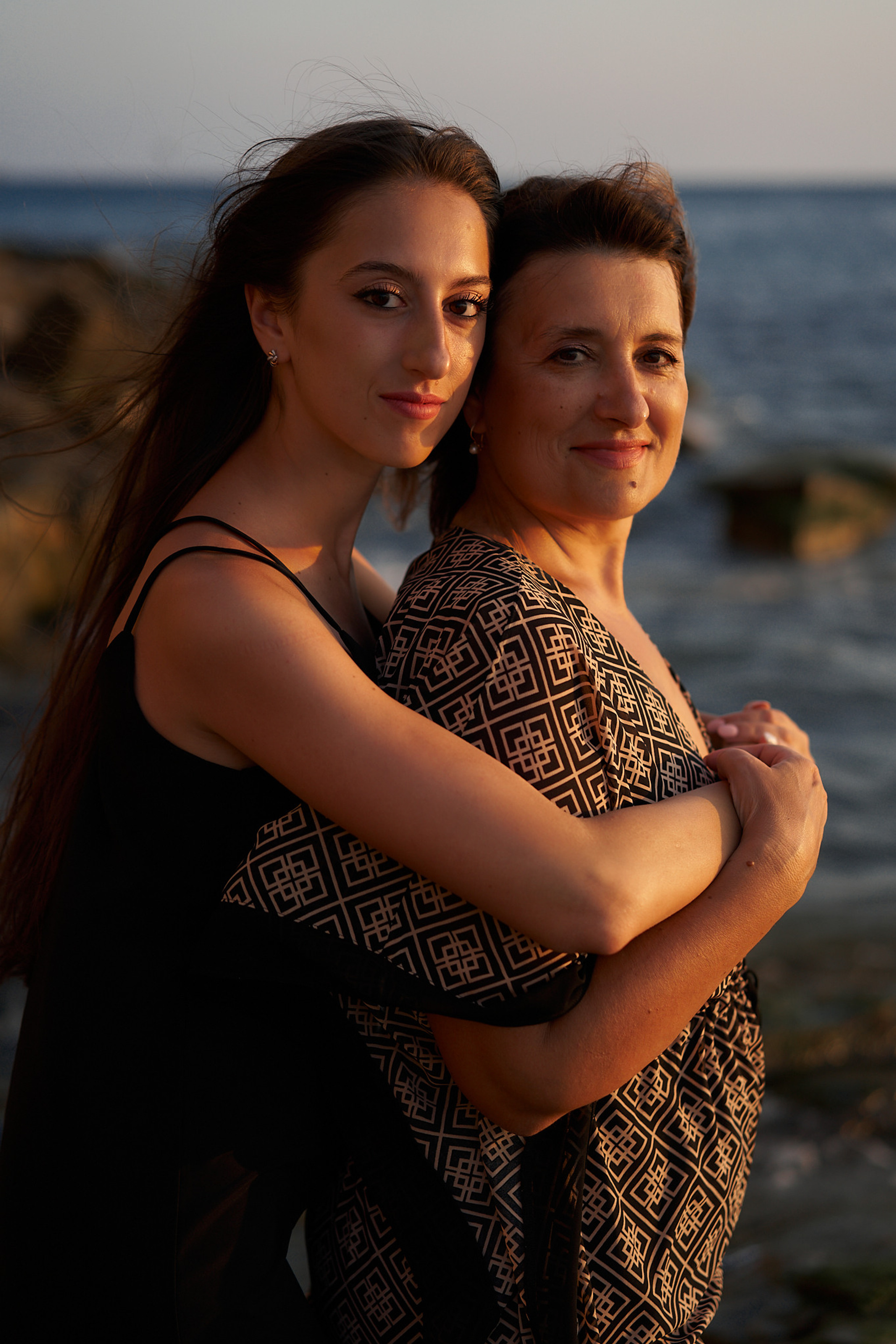 Таня: закат на берегу моря. Фотограф в Анапе Надежда Соловьёва