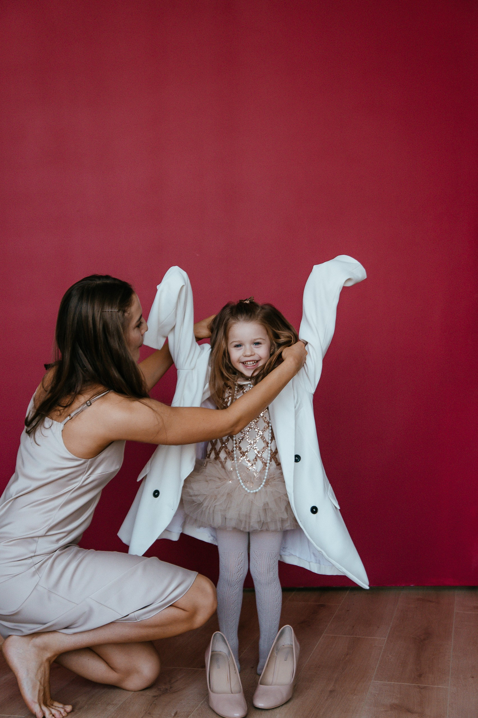 Виктория и Оливия, локация Atop