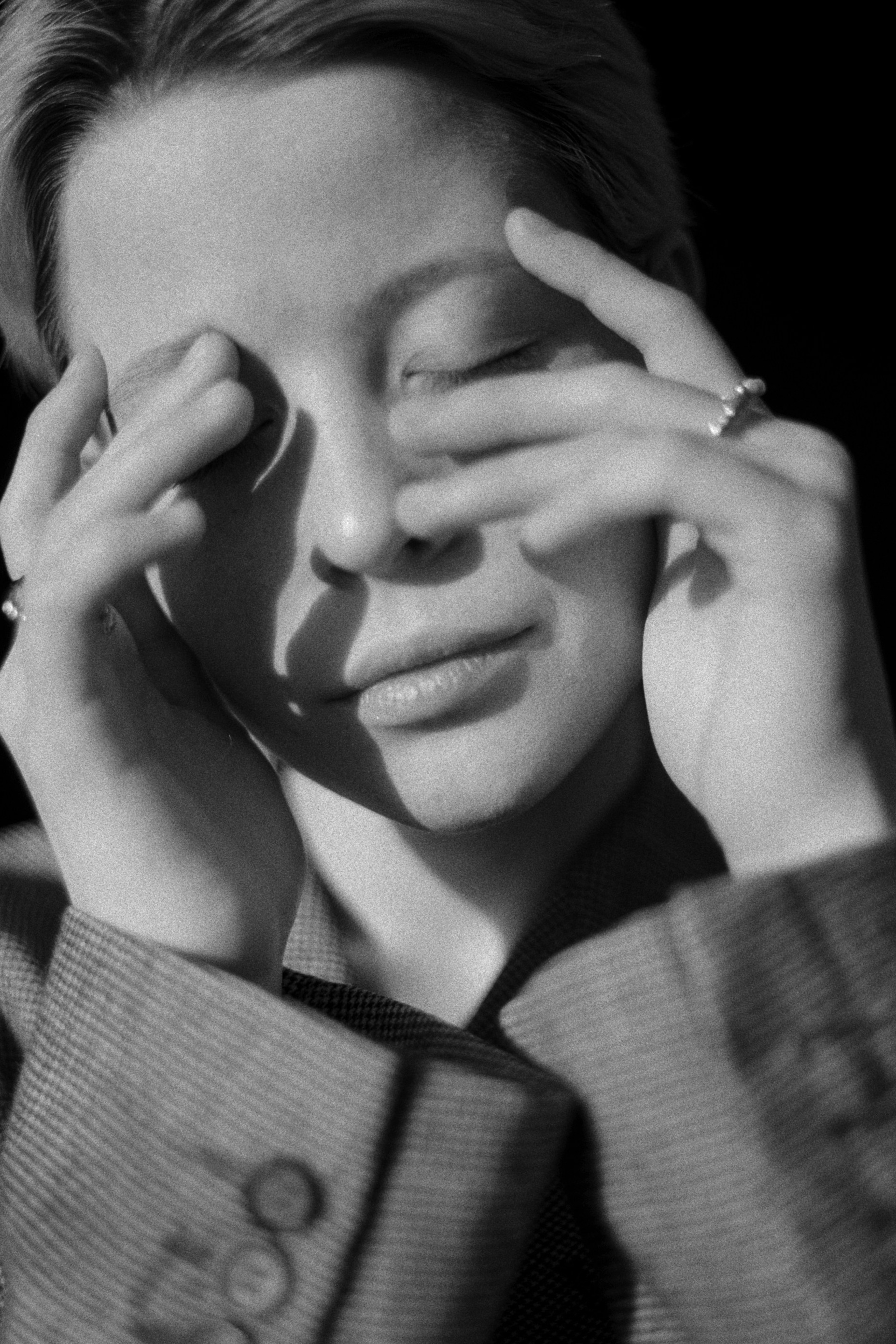 Маша, студия