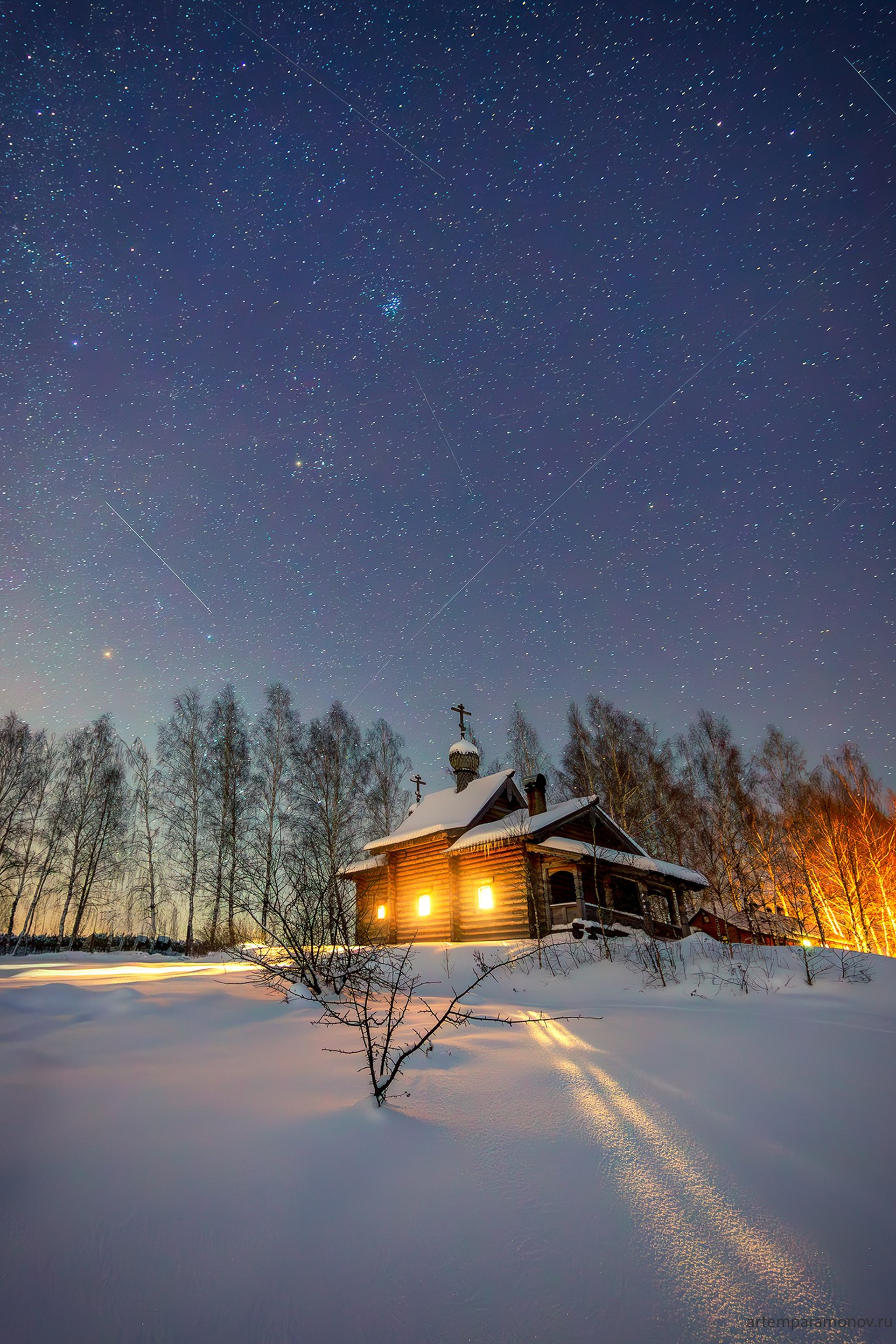 Русская зима в деревне. Фотохудожник Артём Парамонов