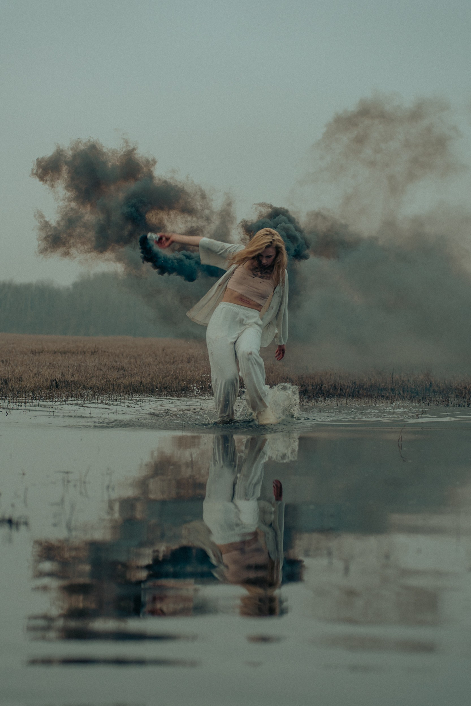 Рассветная съемка в поле Самара. Предметный фотограф Самара