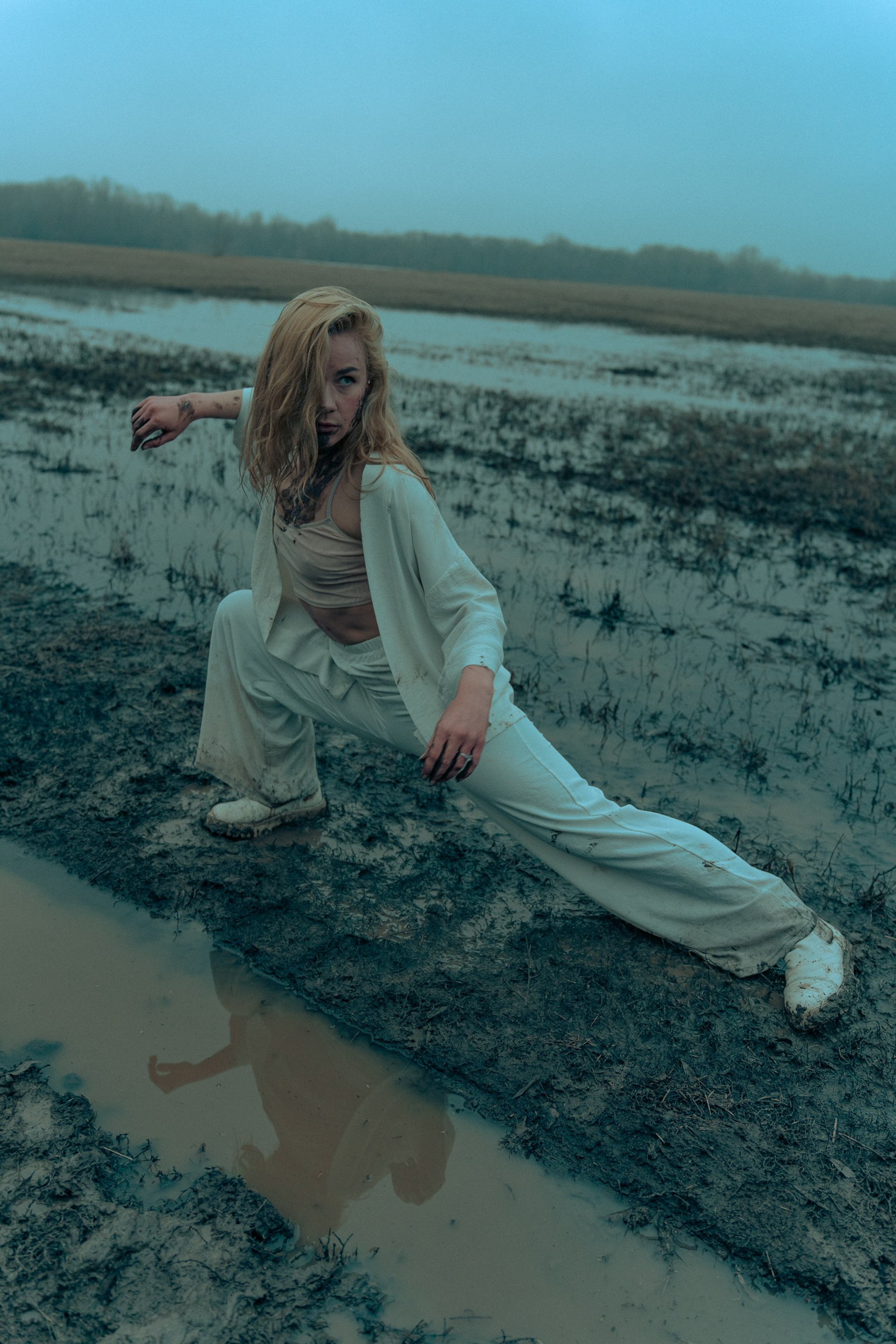 Рассветная съемка в поле Самара. Предметный фотограф Самара