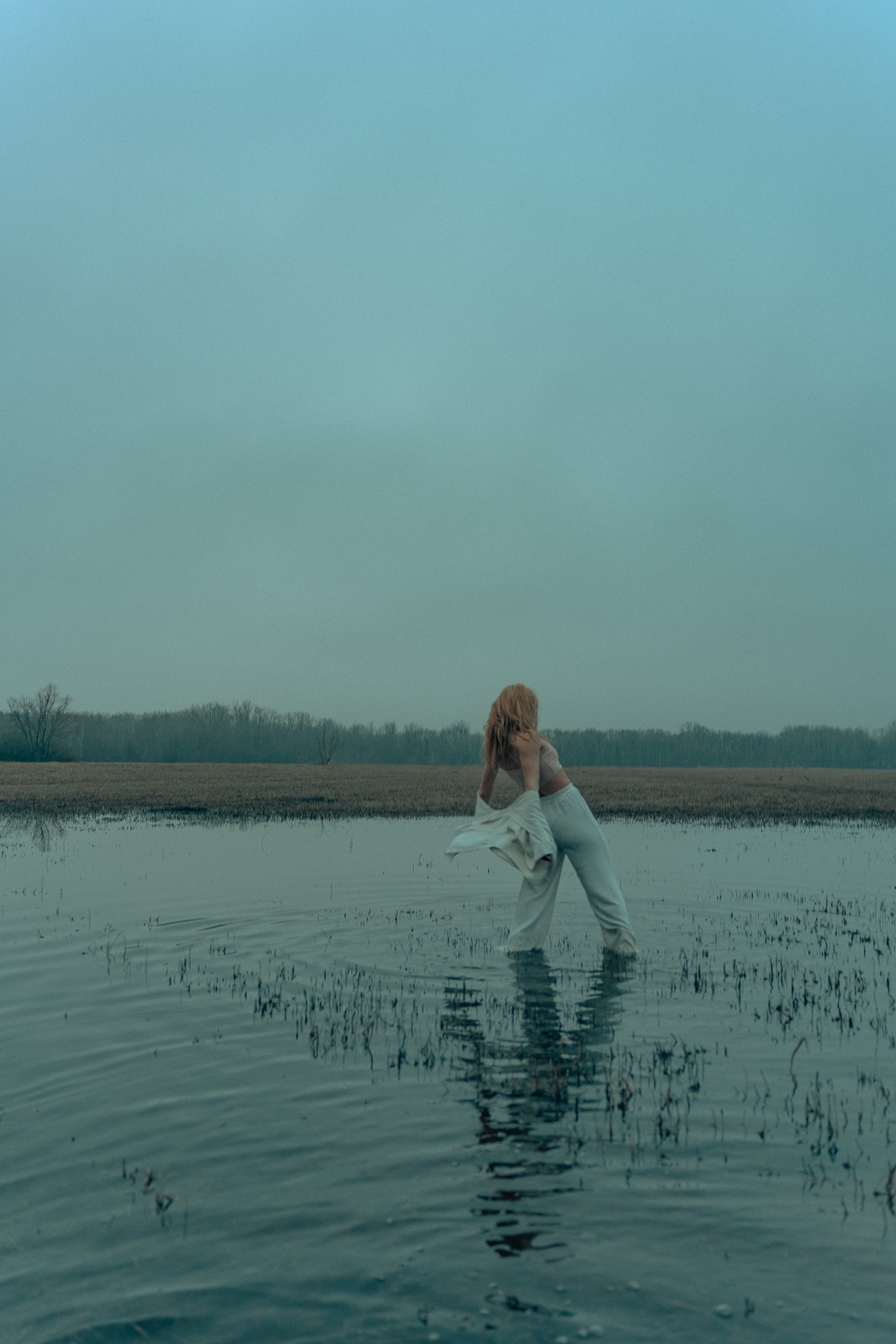 Рассветная съемка в поле Самара. Предметный фотограф Самара