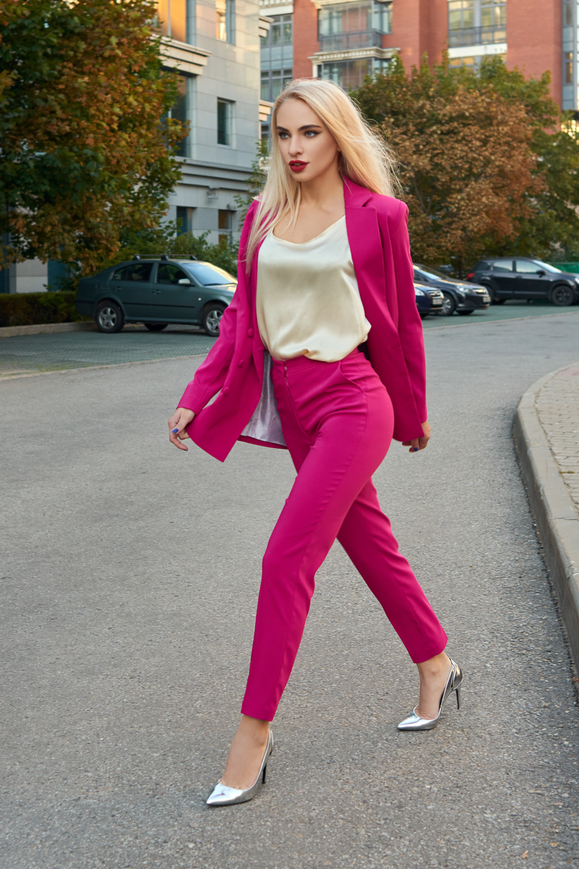 Бегущая по городу. Коммерческий фотограф Александр Чуракаев