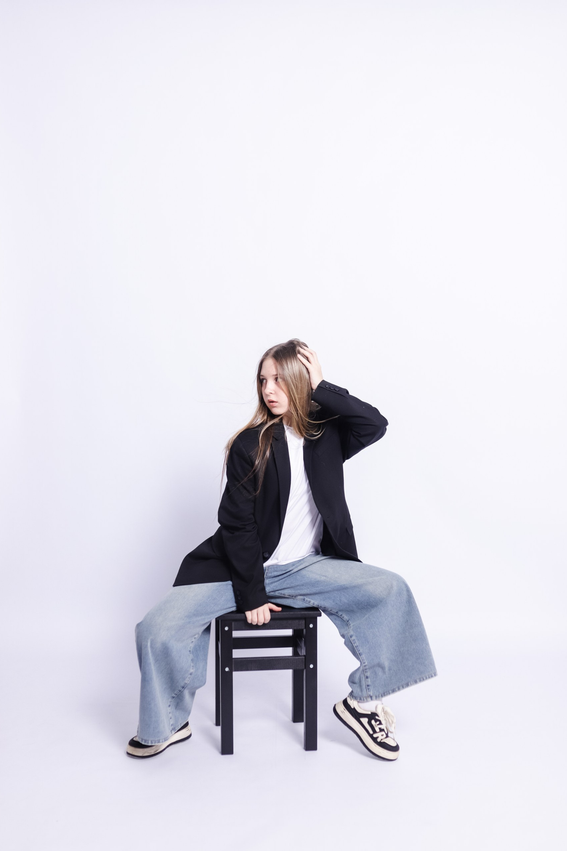 фотосессия без фотографа на белом фоне в студии автопортрета Нижний Новгород