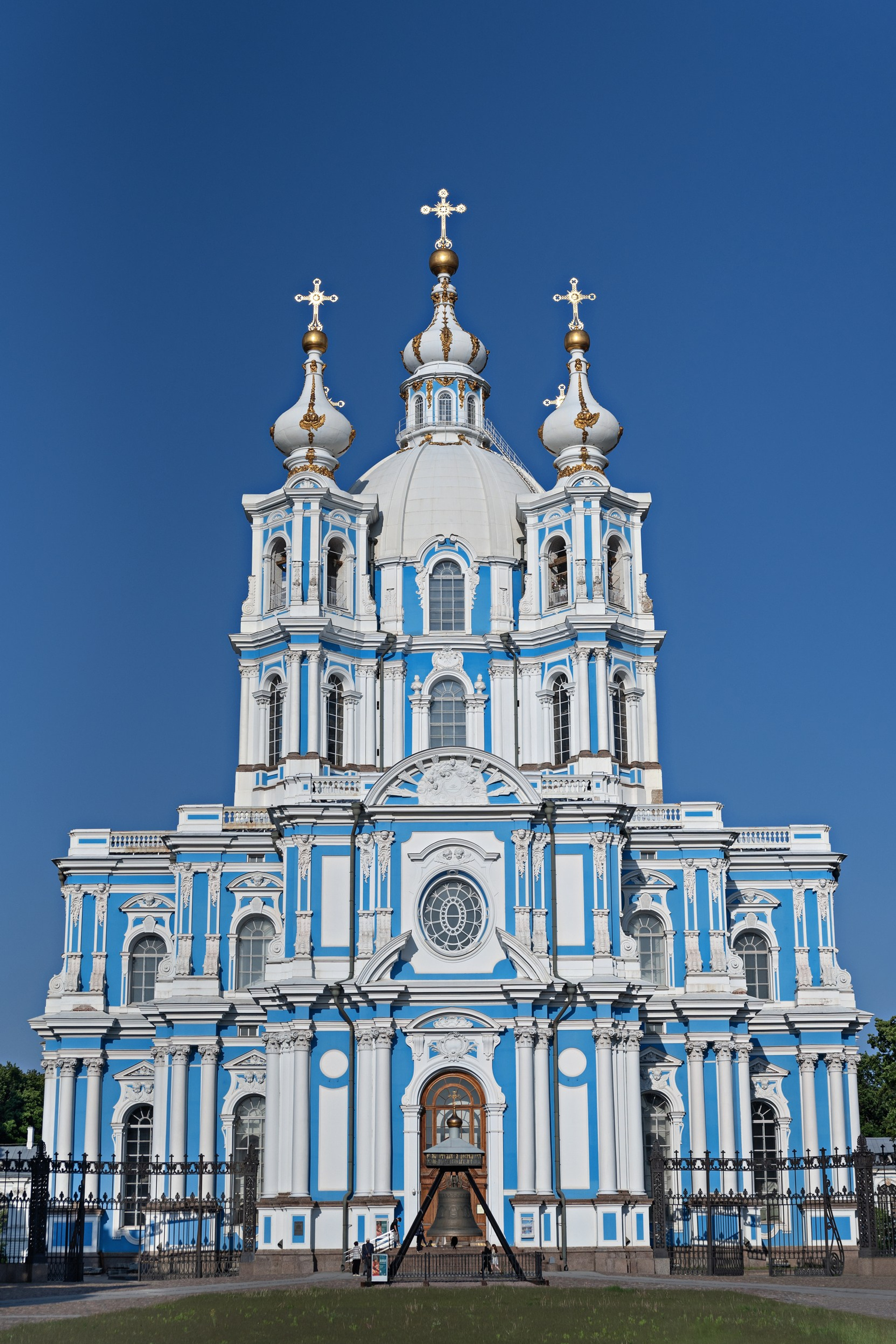 Смольный собор