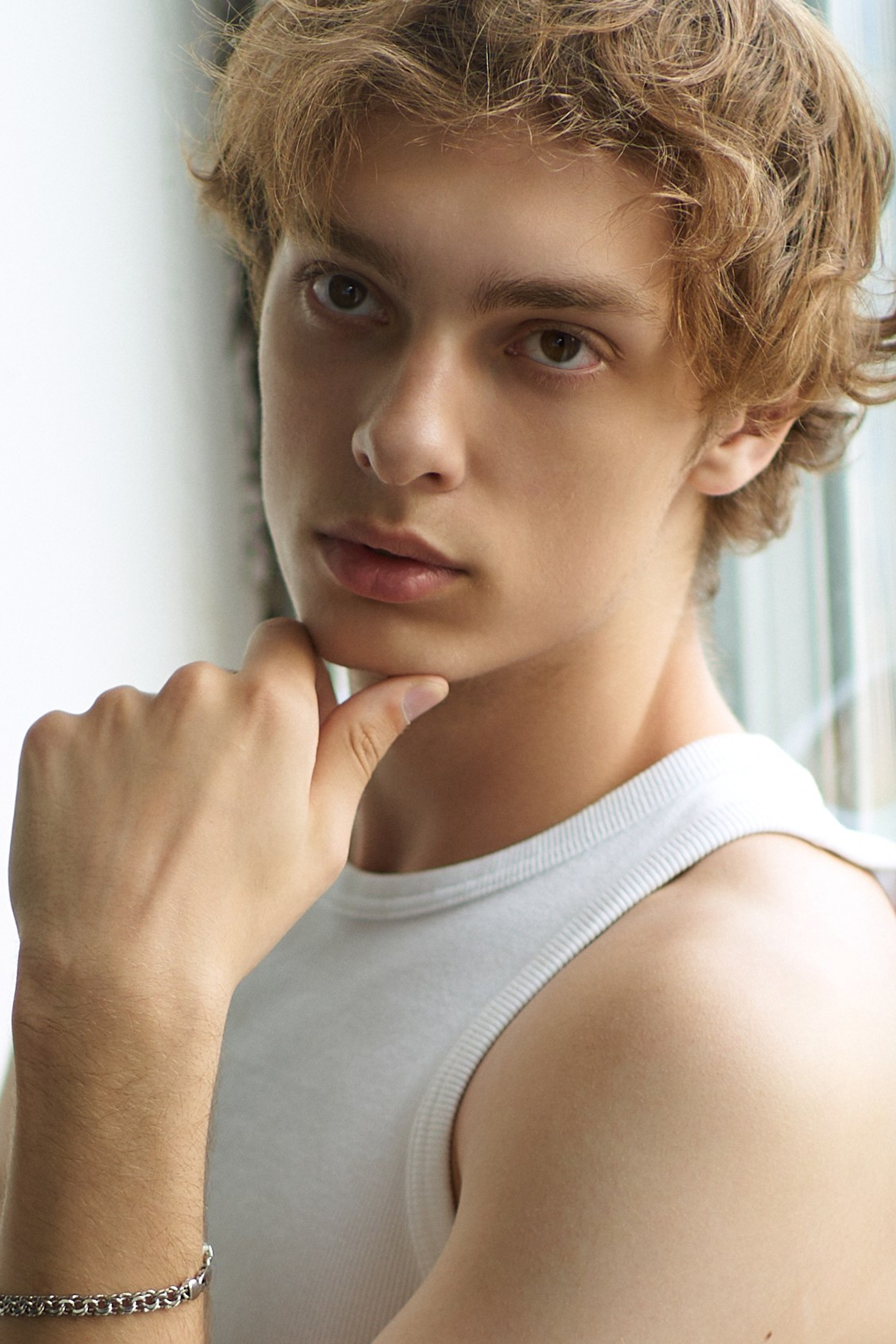 Съемки для маркетплейсов и брендов в Ростове-на-Дону. СЪЕМКИ ДЛЯ МАРКЕТПЛЕЙСОВ И БРЕНДОВ В РОСТОВЕ И МОСКВЕ