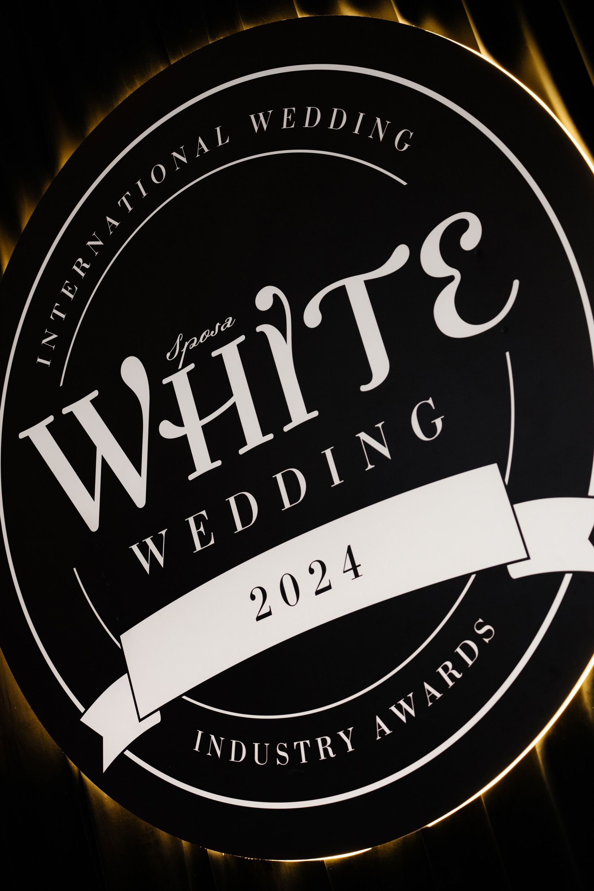 WHITE WEDDING AWARDS