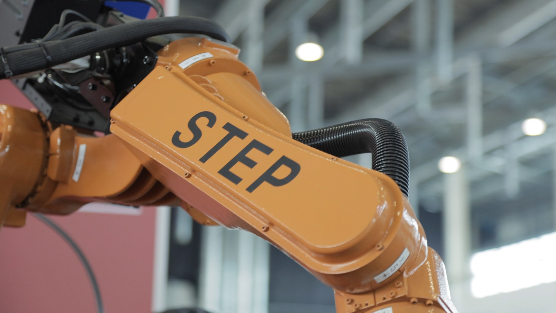 Коммерческое видео. Видеосъемка Екатеринбург , Видеооператор в Екатеринбурге PW видео