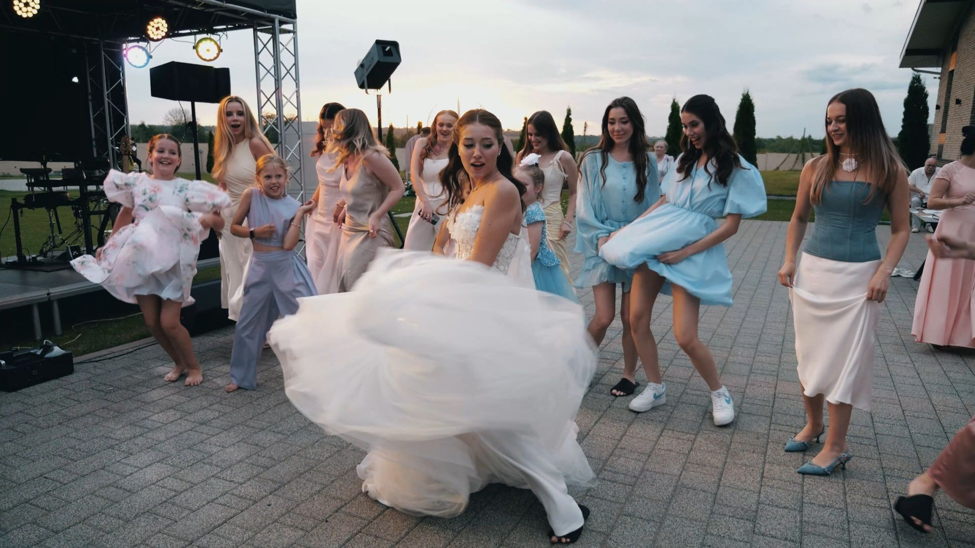 Портфолио. Paradise-company видеограф в Курске Самохвалов Сергей