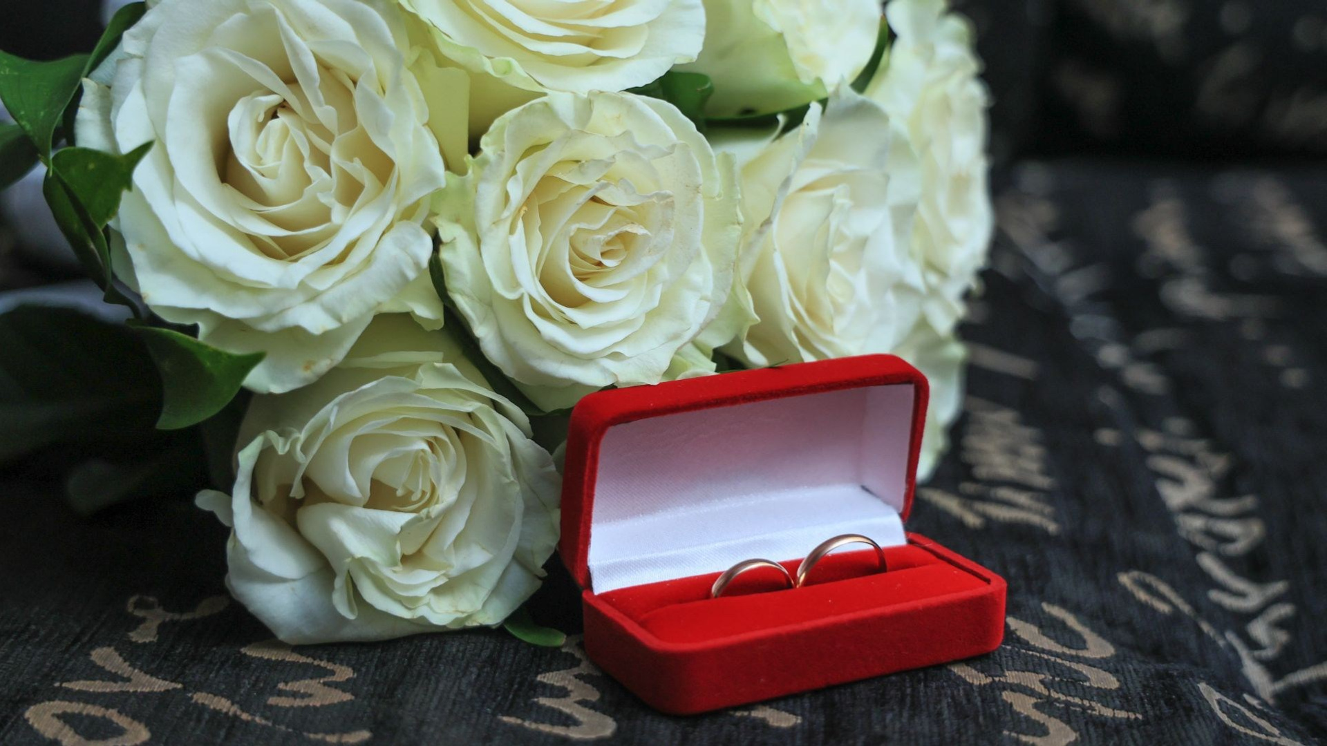 ВИДЕО. Свадебный фотограф — видеограф в г. Астрахань Екатерина Юмашева