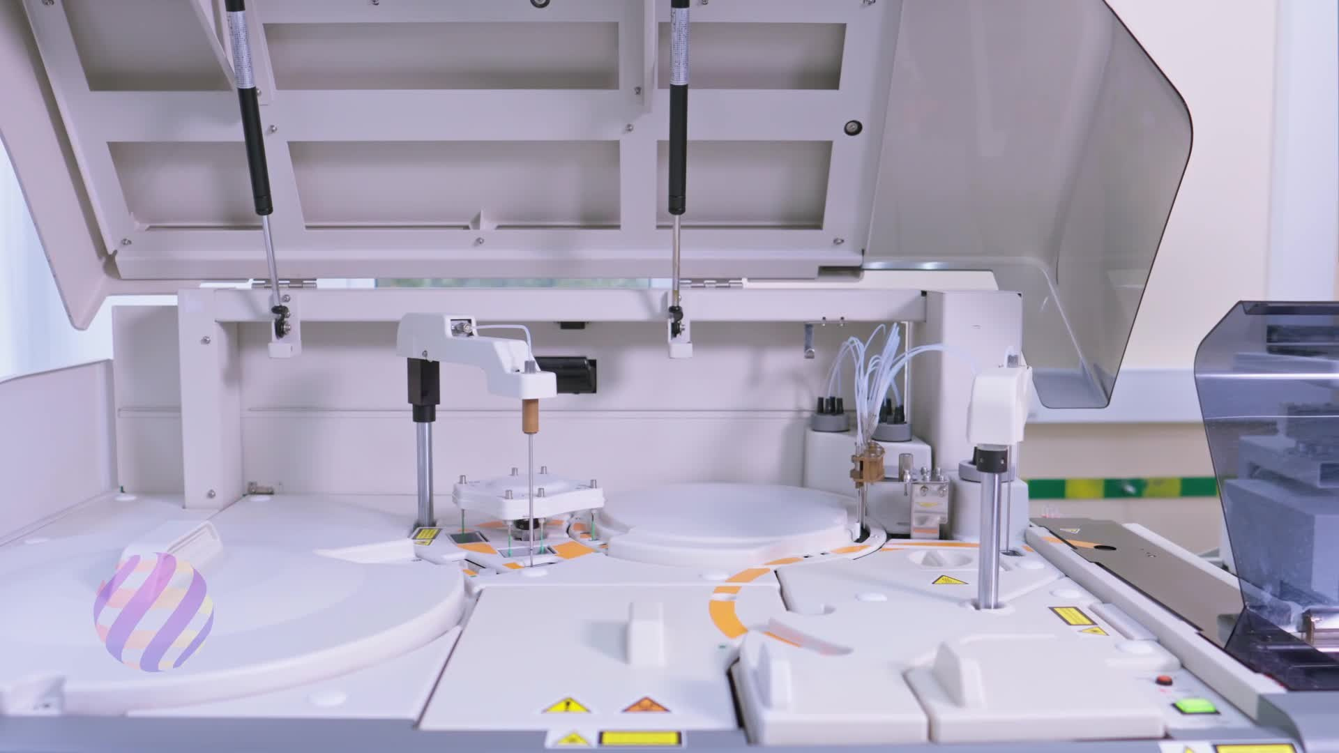 Корпоративные фильмы и презентации. Видеосъемка — Продакшн полного цикла — Услуги видеооператора в Пензе