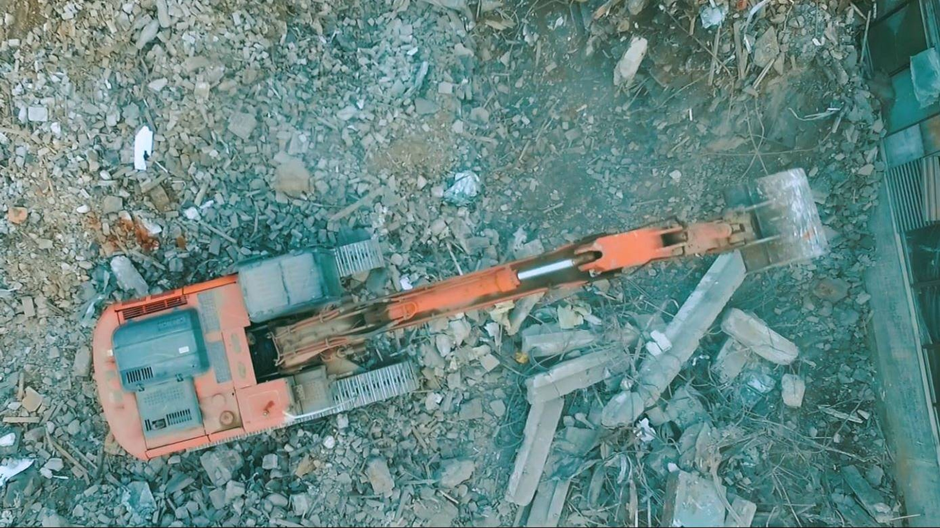 Аэровидеосъемка с квадрокоптера в Москве и МО. Видеосъемка свадеб и лавстори, студийная съемка, видеопортреты, фешн-съемки в Москве и МО