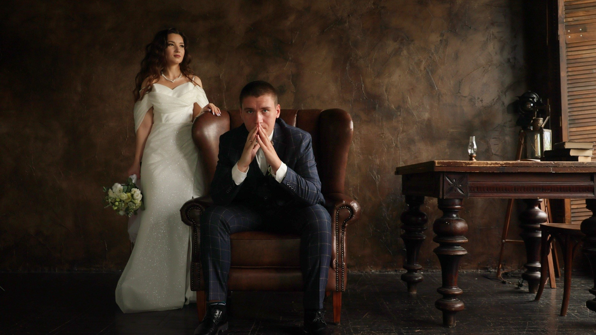 Свадебная фотосессия в студии «ЧеБэ» Самара. Свадебный видеограф и свадебный фотограф в Самаре Олег Слеб