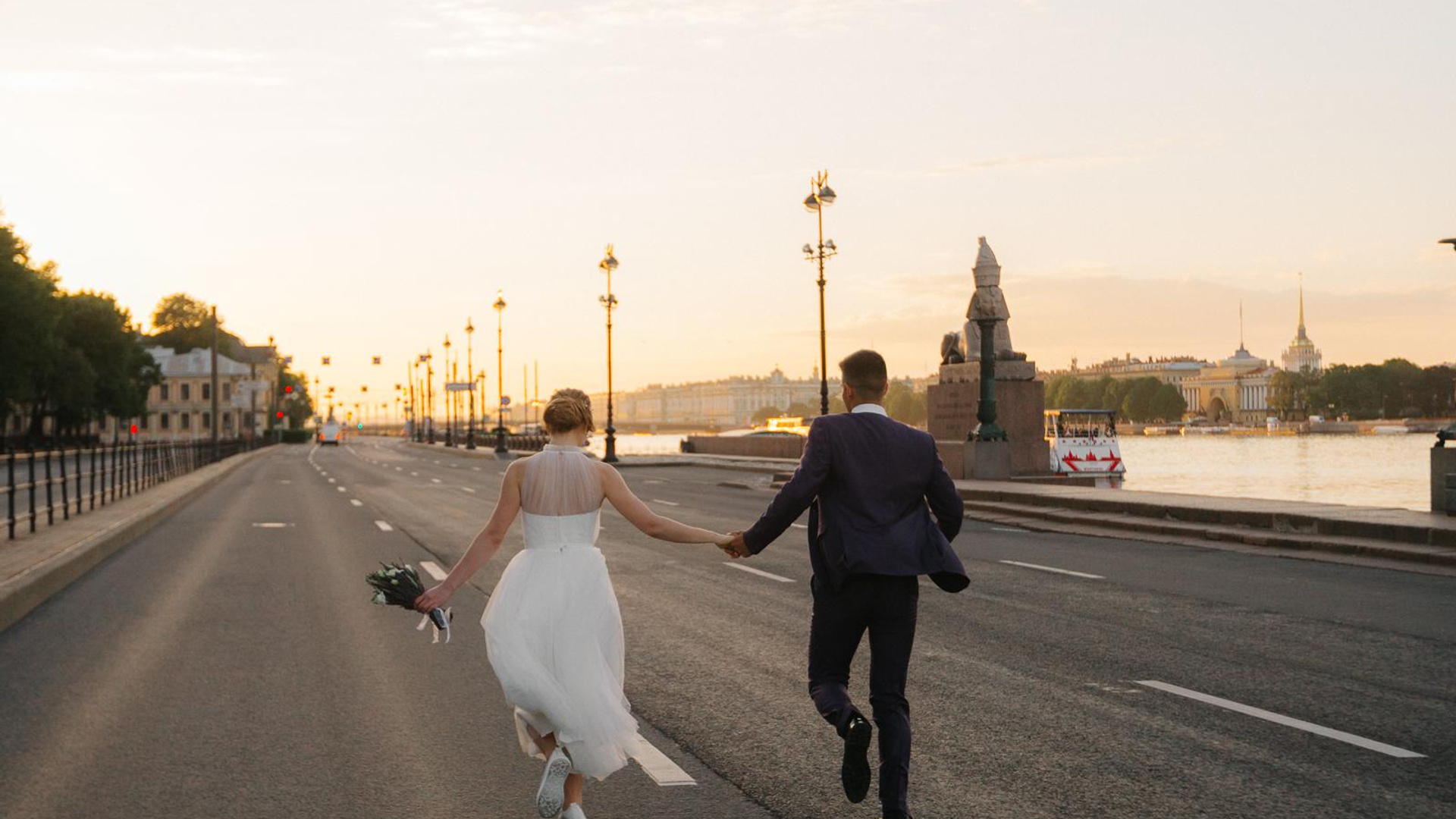 ИЮНЬ| Рассвет, Васильевский остров, Атланты, Исаакий