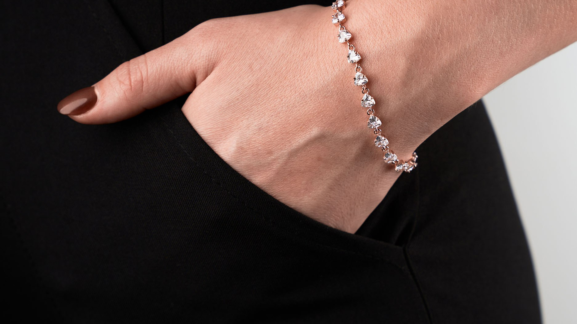 Контент для маркетплейсов. Видеограф в Костроме Руслан Шихалиев