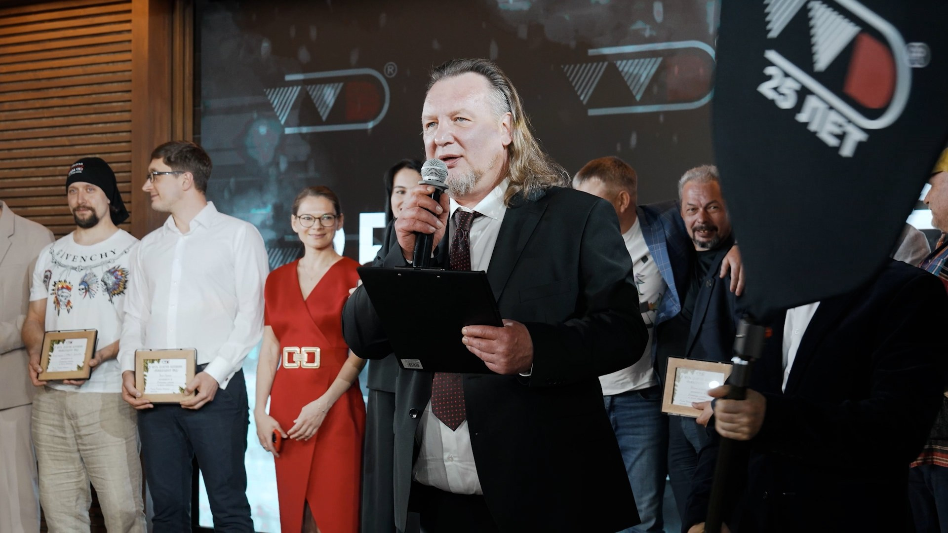 Корпоративы, юбилеи, концерты, дни рождения. СHASE MERGER FILMS | Профессиональная видеосъемка масштабных и частных событий