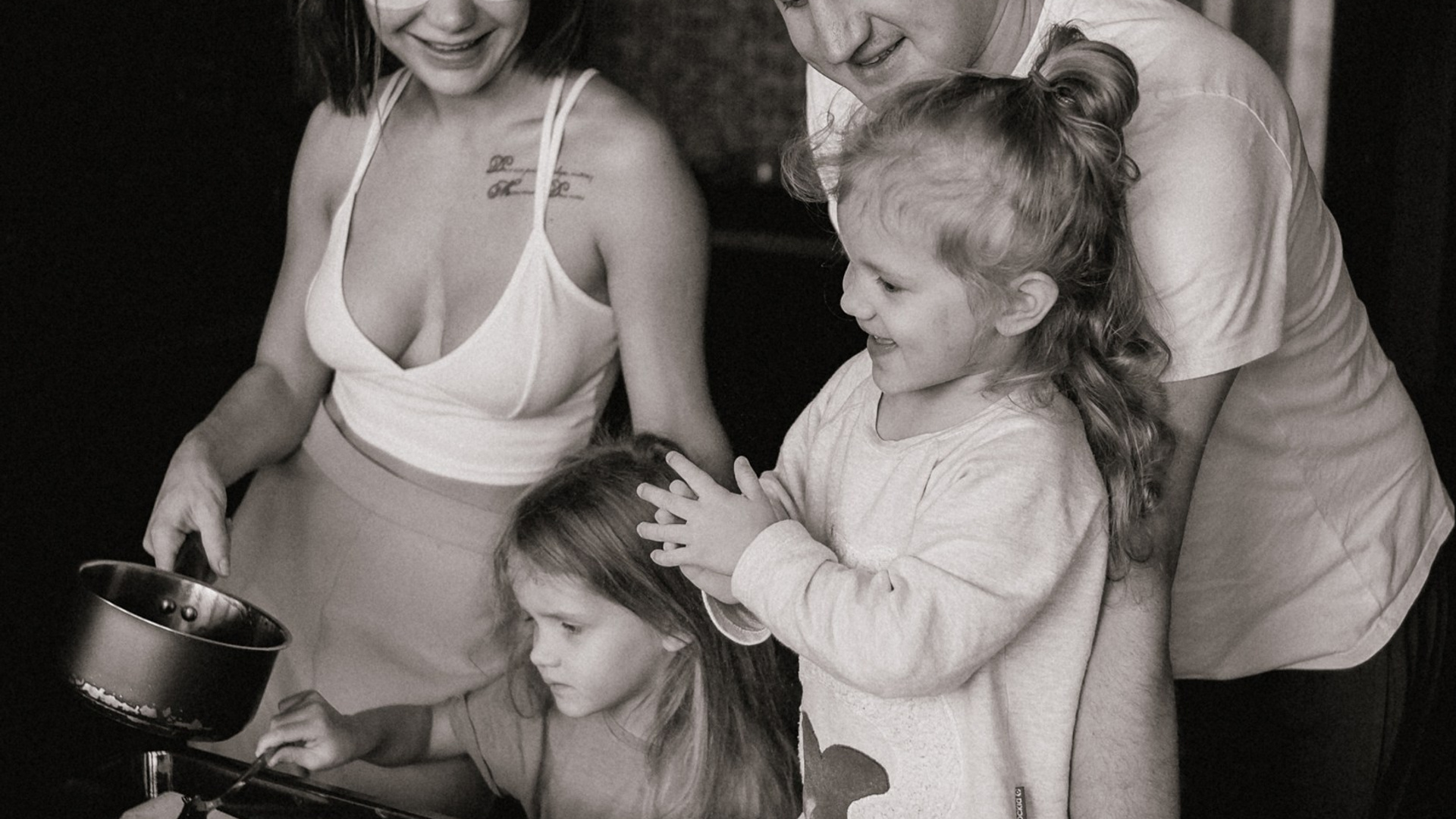 семья Агаты и Агнии