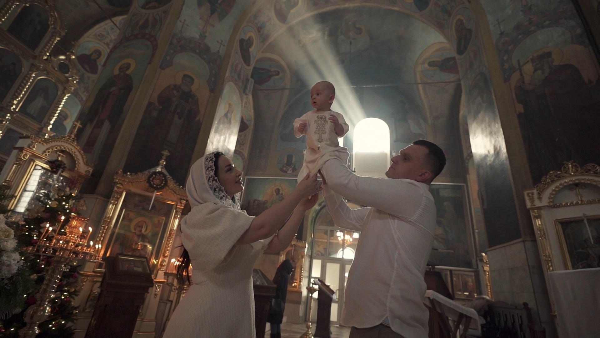 Венчание Крещение. Фотограф видеограф на свадьбу Омск фото видеосъемка в Омске