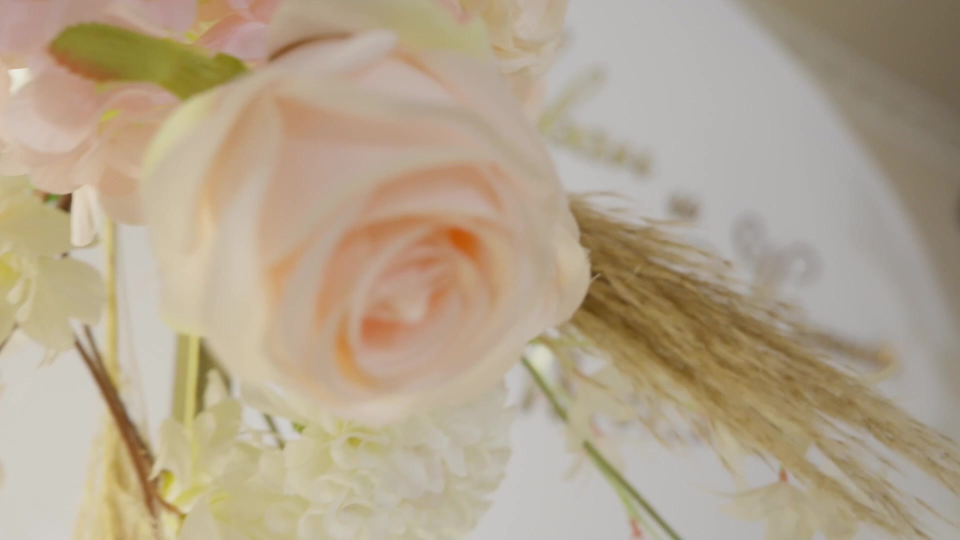 Wedding film. Стильный репортаж и кадры как в кино