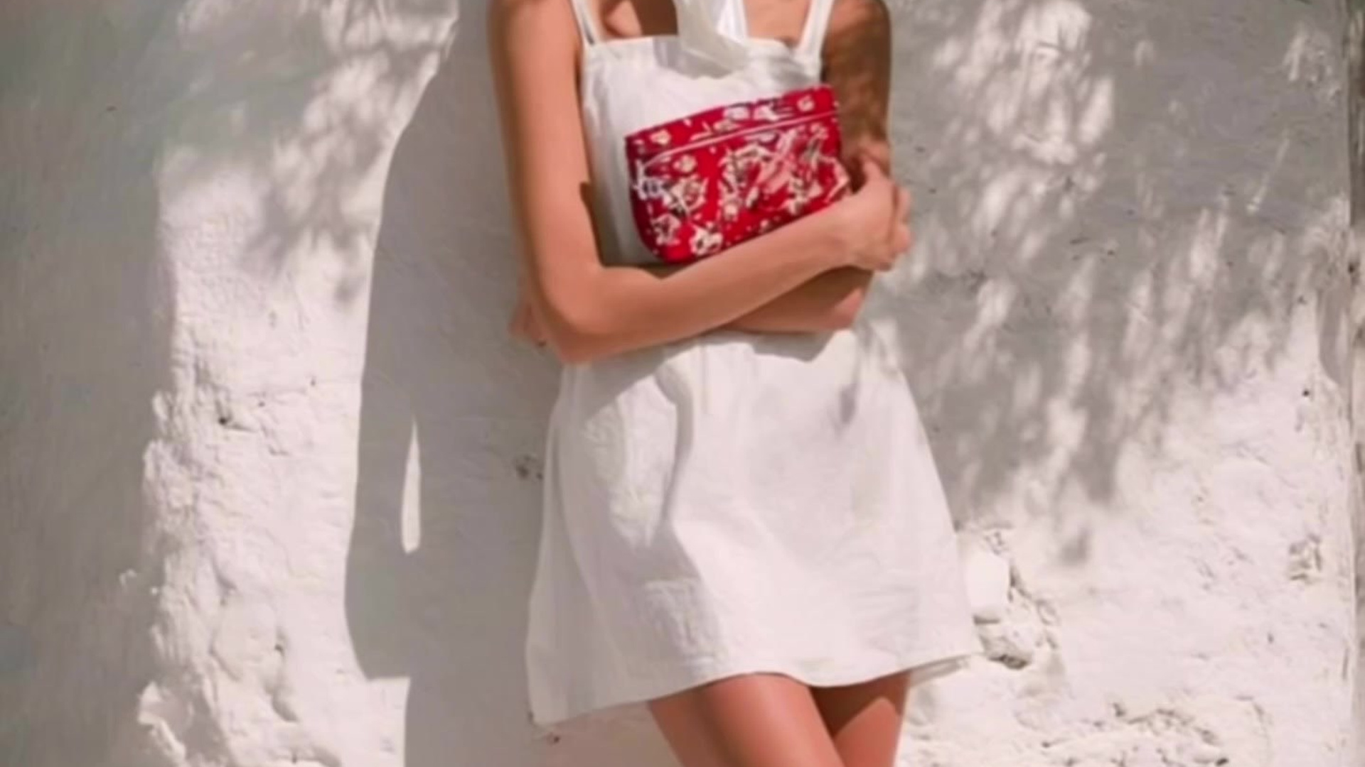 Нейровизуалы для брендов. Главная