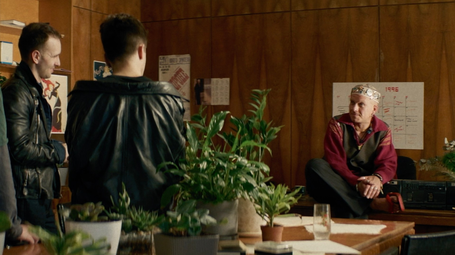 The rock and roll star must die [short film]