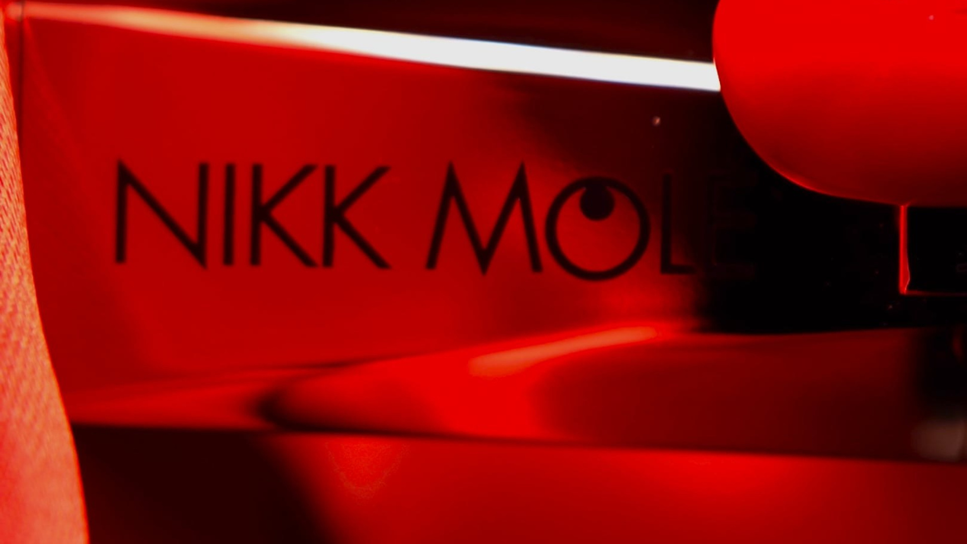 LIPSTICK. Съемка предметных видео для брендов