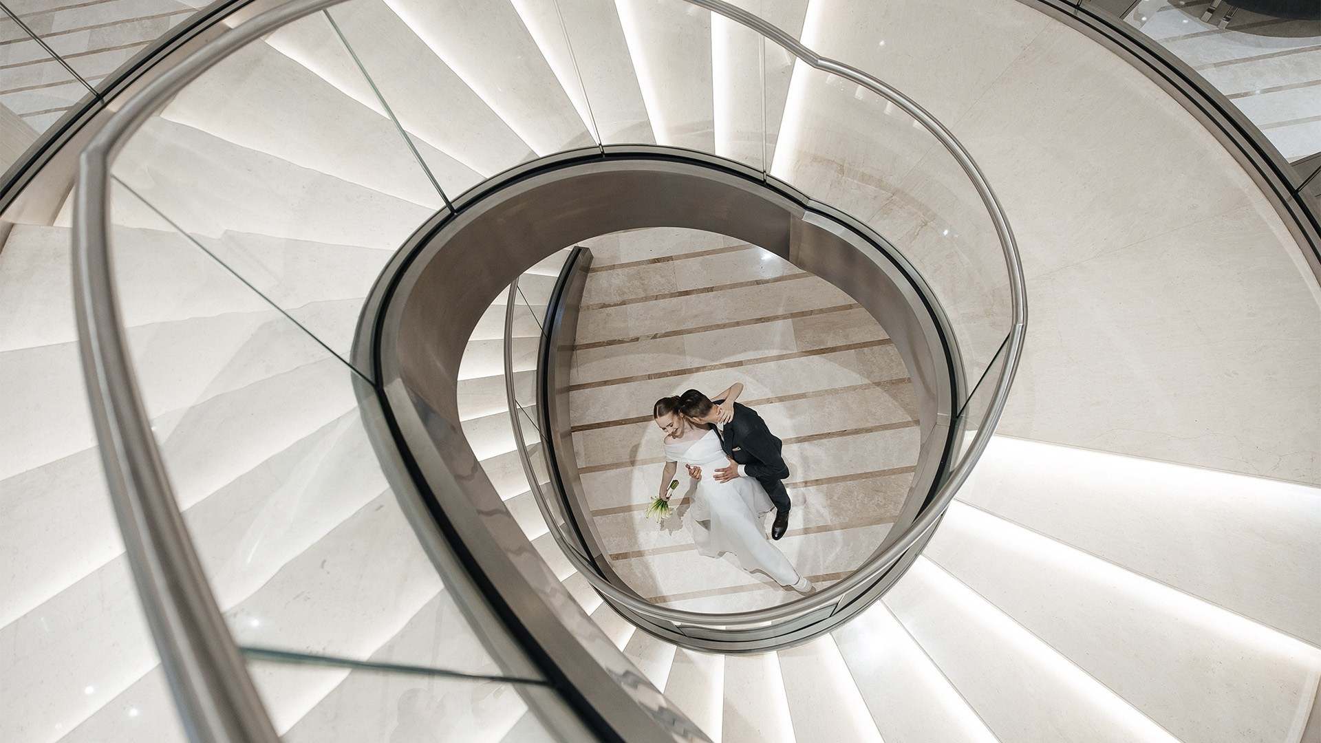 Фотограф на свадьбу для двоих. Фотограф, видеограф на свадьбу в Москве Никита Назаров