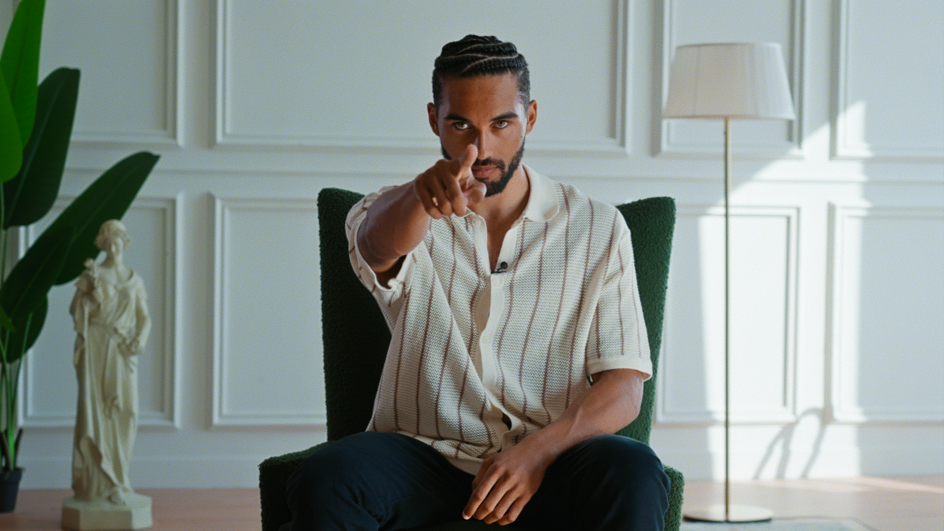 From Waiter to Giorgio Armani World-Class Model. Цветокоррекция & Color Grading