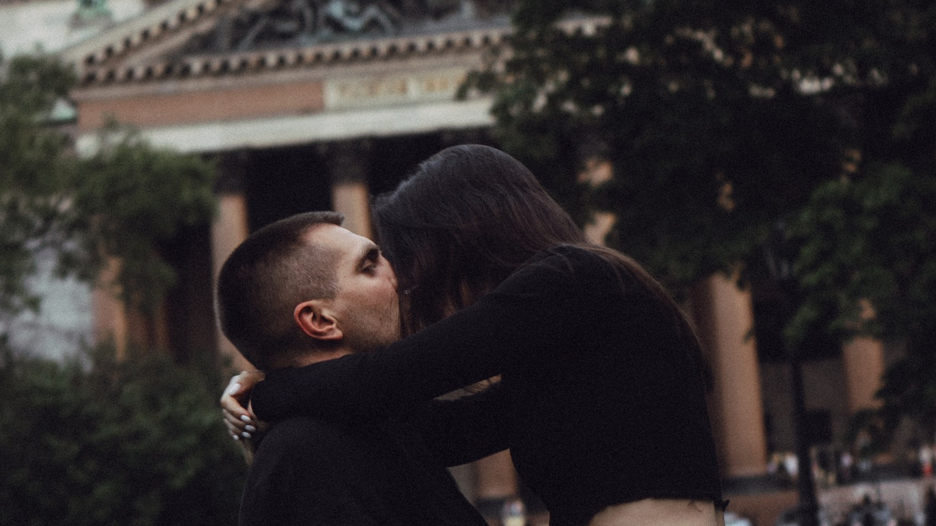 жить и любить