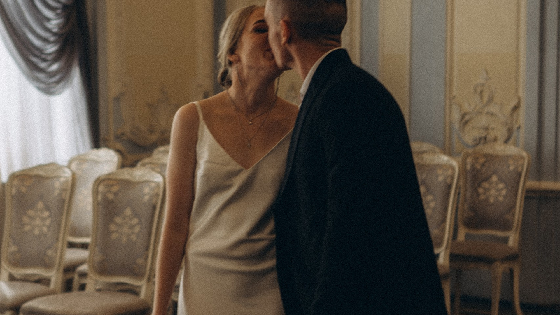 СВАДЕБНАЯ СЬЕМКА ВО ВТОРОМ ДВОРЦЕ БРАКОСОЧЕТАНИЯ