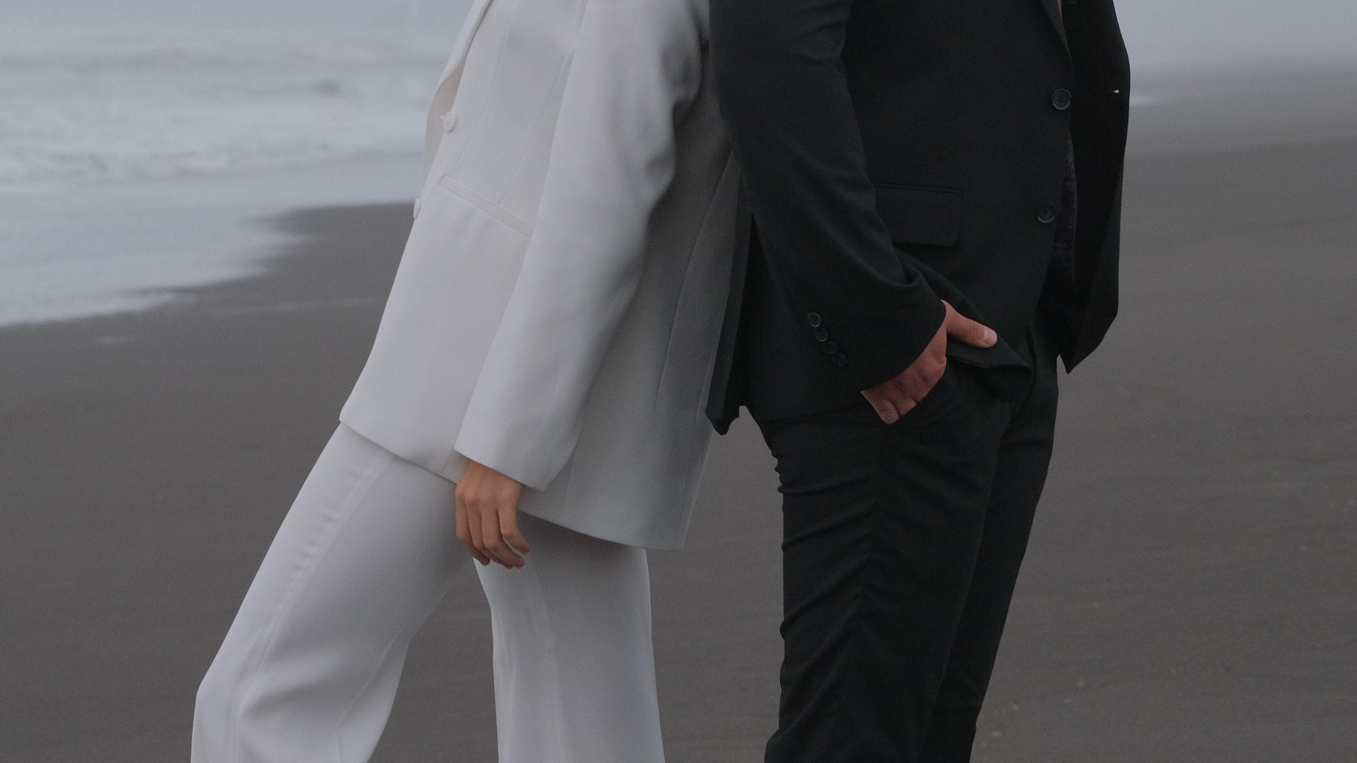 ЛЮБОВЬ НА БЕРЕГУ ОКЕАНА  FUJIFILM