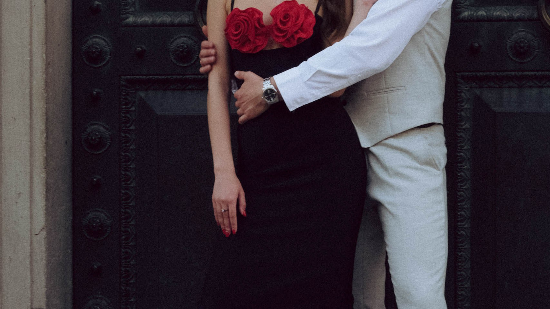 СВАДЕБНАЯ ПРОГУЛКА ВОЗЛЕ АКАДЕМИИ ШТИГЛИЦА