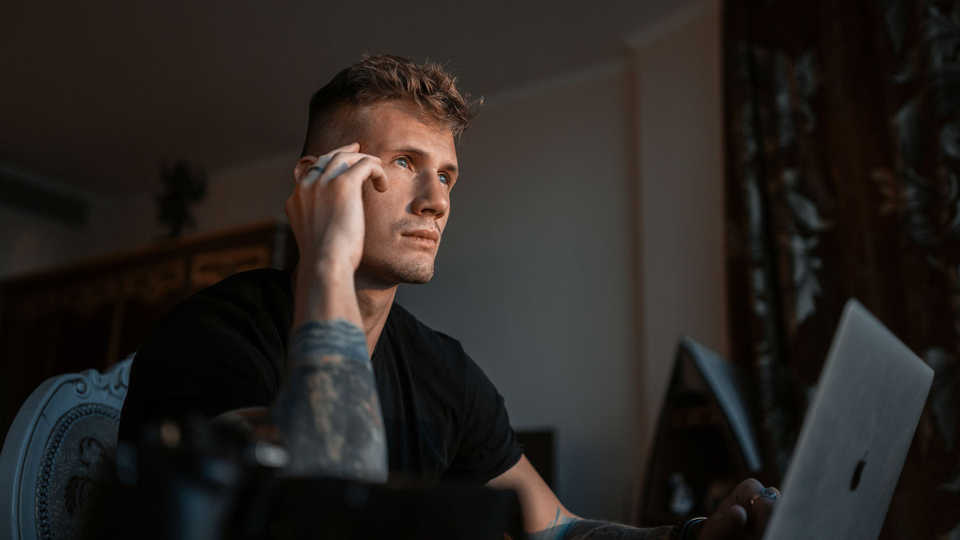 Руслан. Жанровый портрет цифрового творца