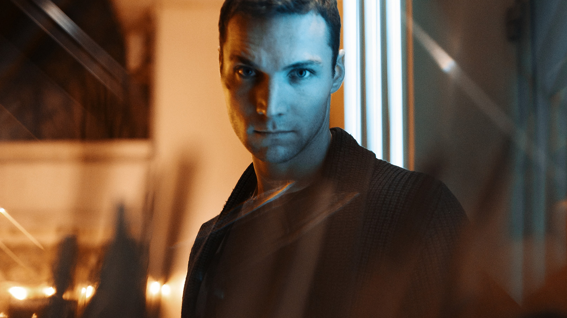 Бегущий по лезвию. Жанровый мужской портрет