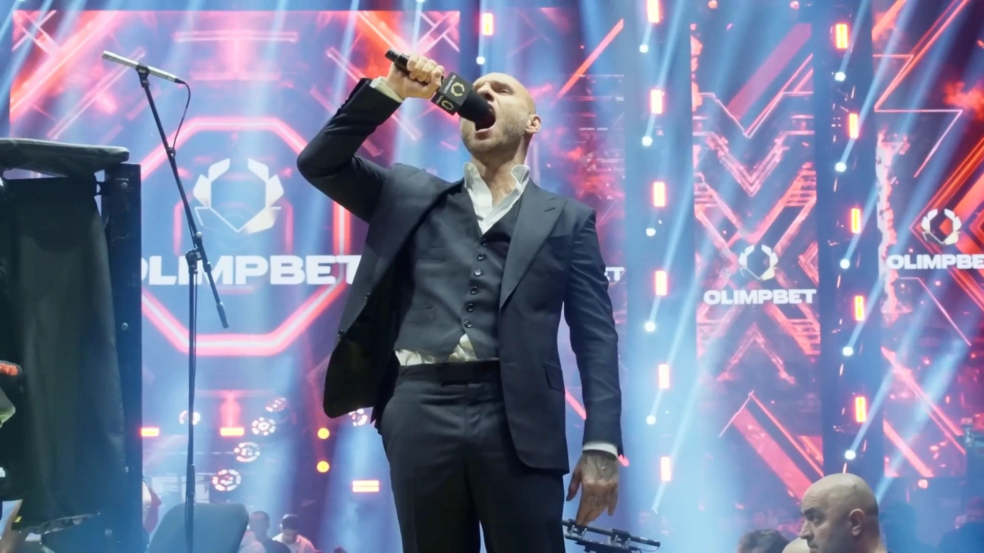 Фильмы/Минифильмы. Оператор и режиссер монтажа в Москве Артем Епифанов