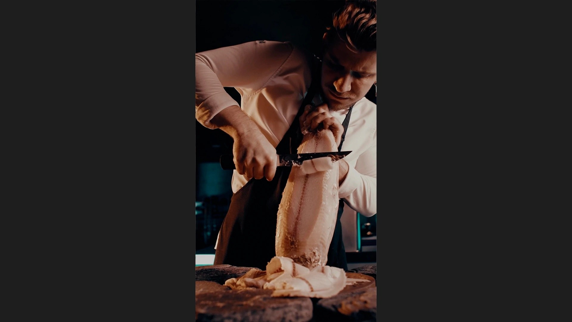 Вертикальный контент/Reels. Оператор и режиссер монтажа в Москве Артем Епифанов