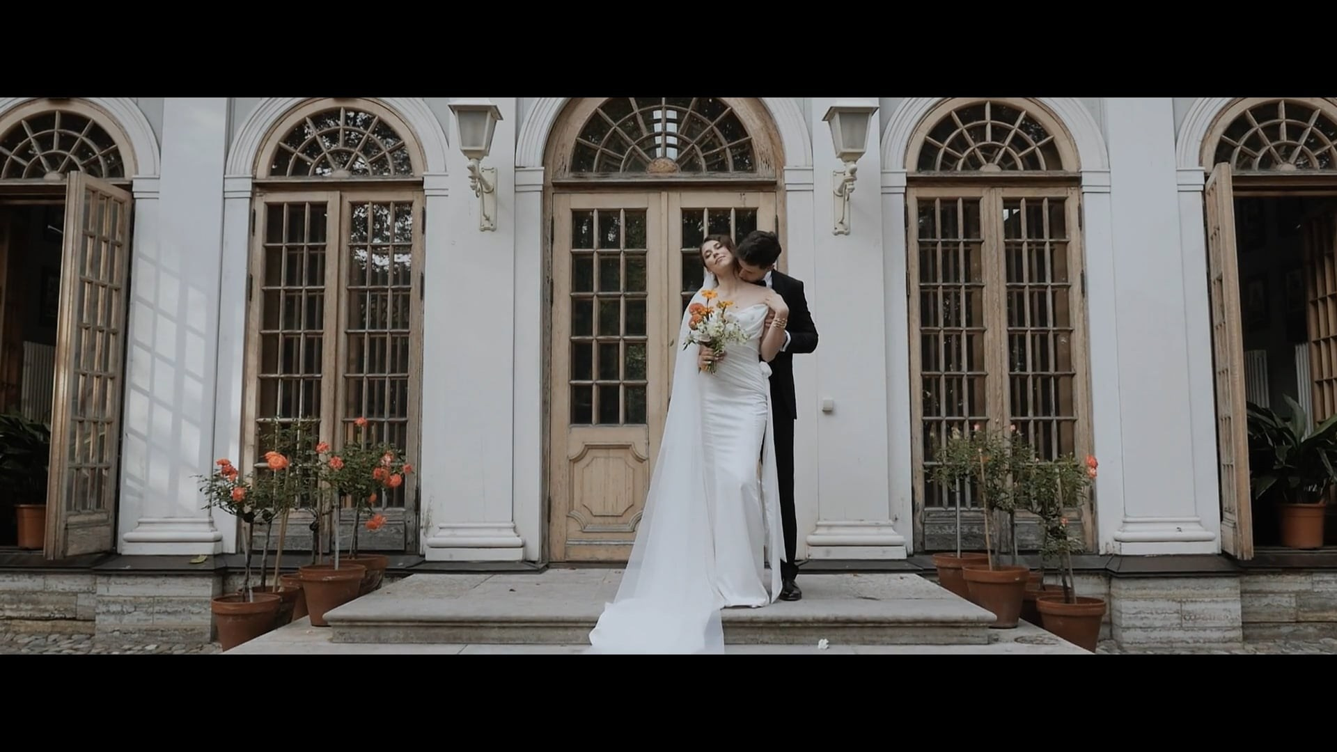 Оранжевая свадьба в гребешках. Свадебный фотограф организатор в Санкт-Петербурге Ассоль Опарина