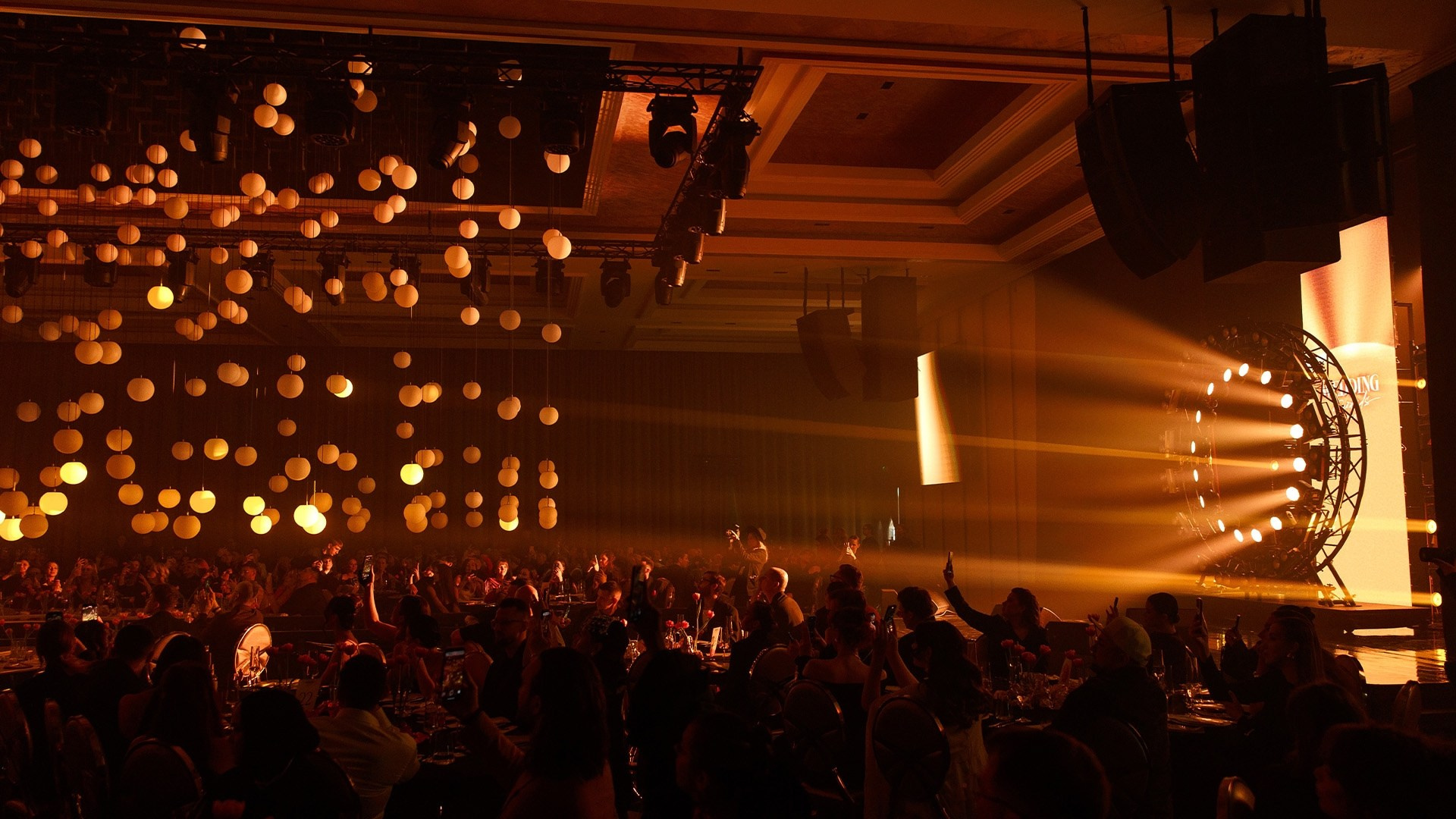 ПРАЗДНИКИ. Репортажный видеограф Санкт-Петербург и Москва