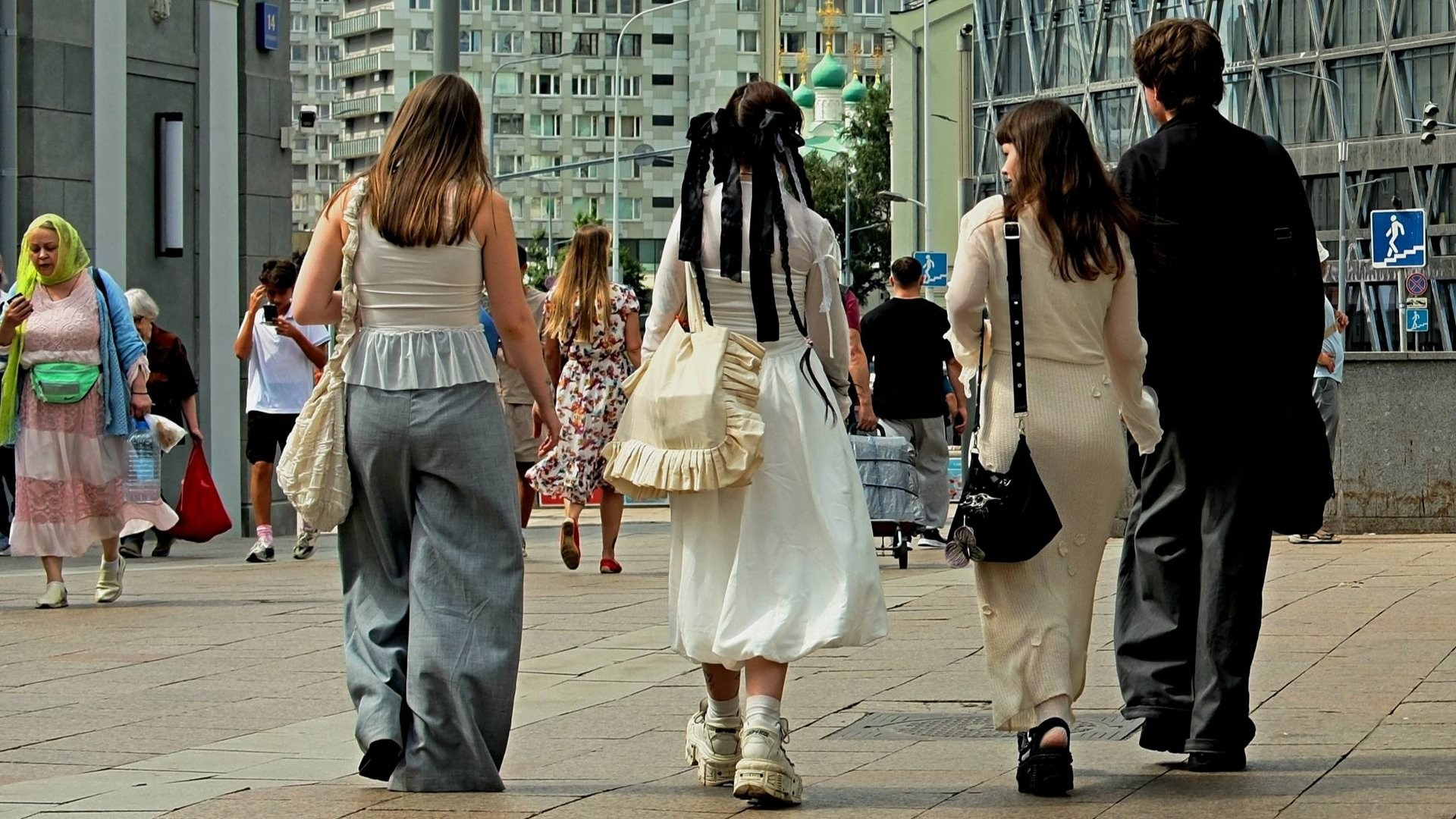 Слайд-шоу. Улица, люди, жизнь…